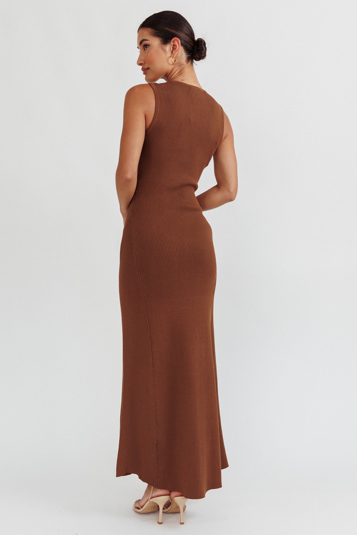 Braylee Sleeveless Ribbed Knit Maxi Dress Chocolate-Maymioy