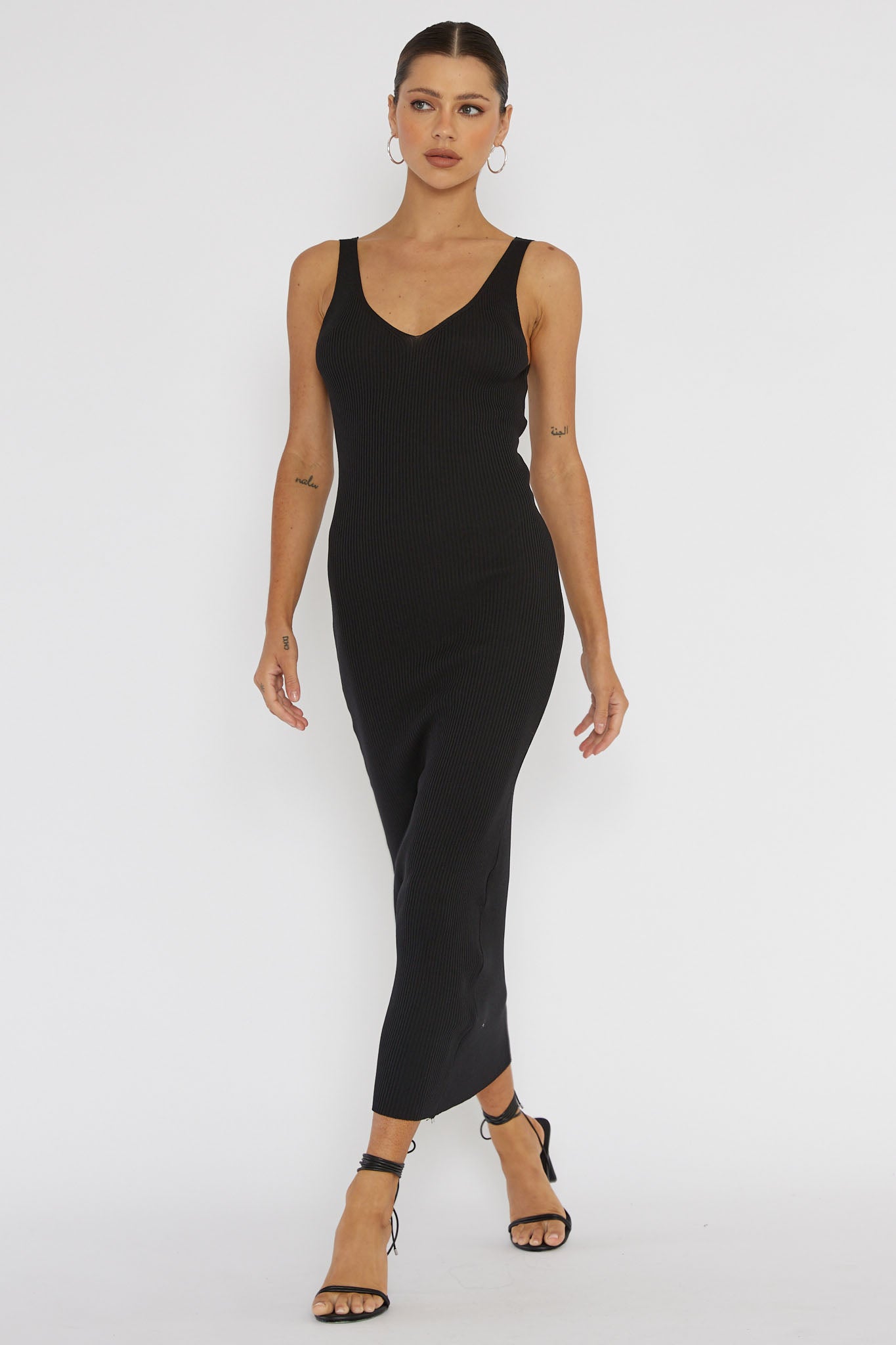 Linzi Lace-Up Back Knit Midi Dress Black-Maymioy