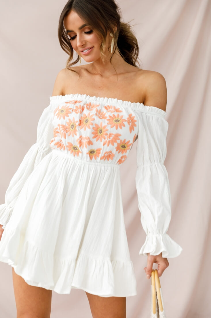 Kayla Off-Shoulder Daisy Embroidered Dress White-Maymioy