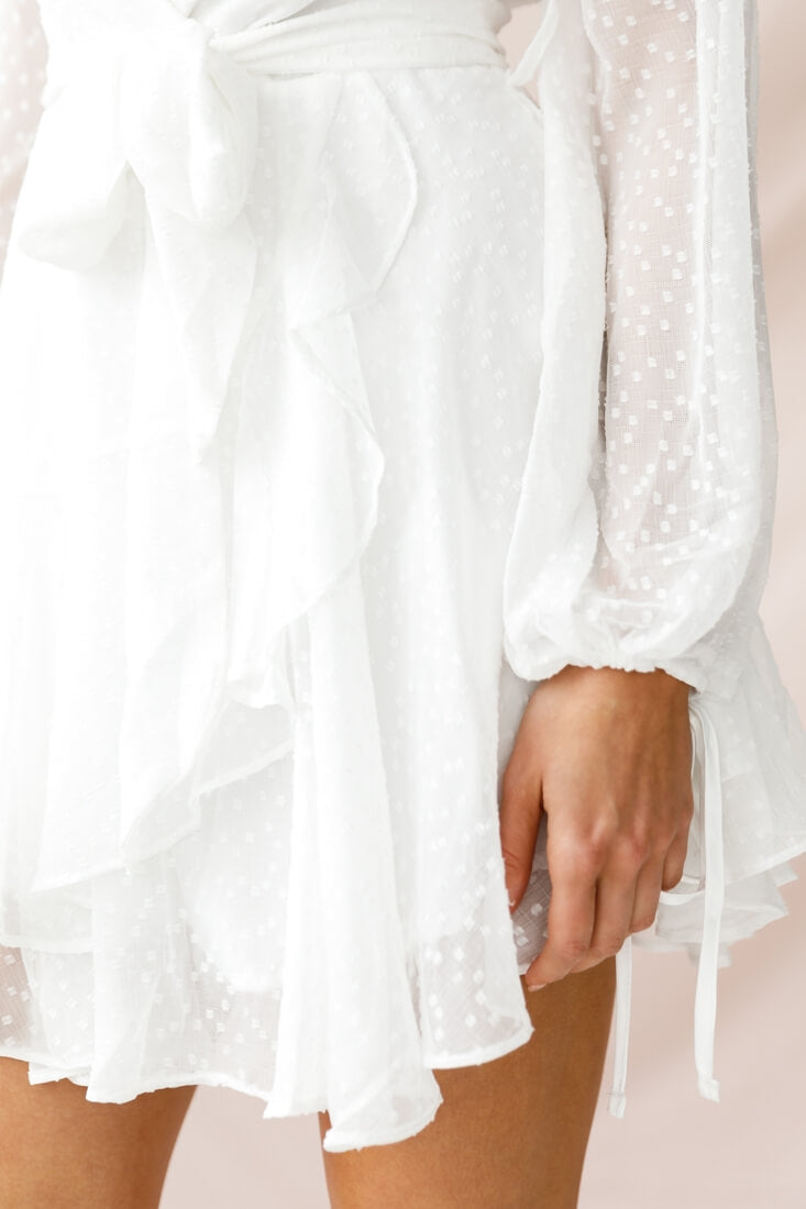 Sheri Hail Spot Chiffon Dress White-Maymioy