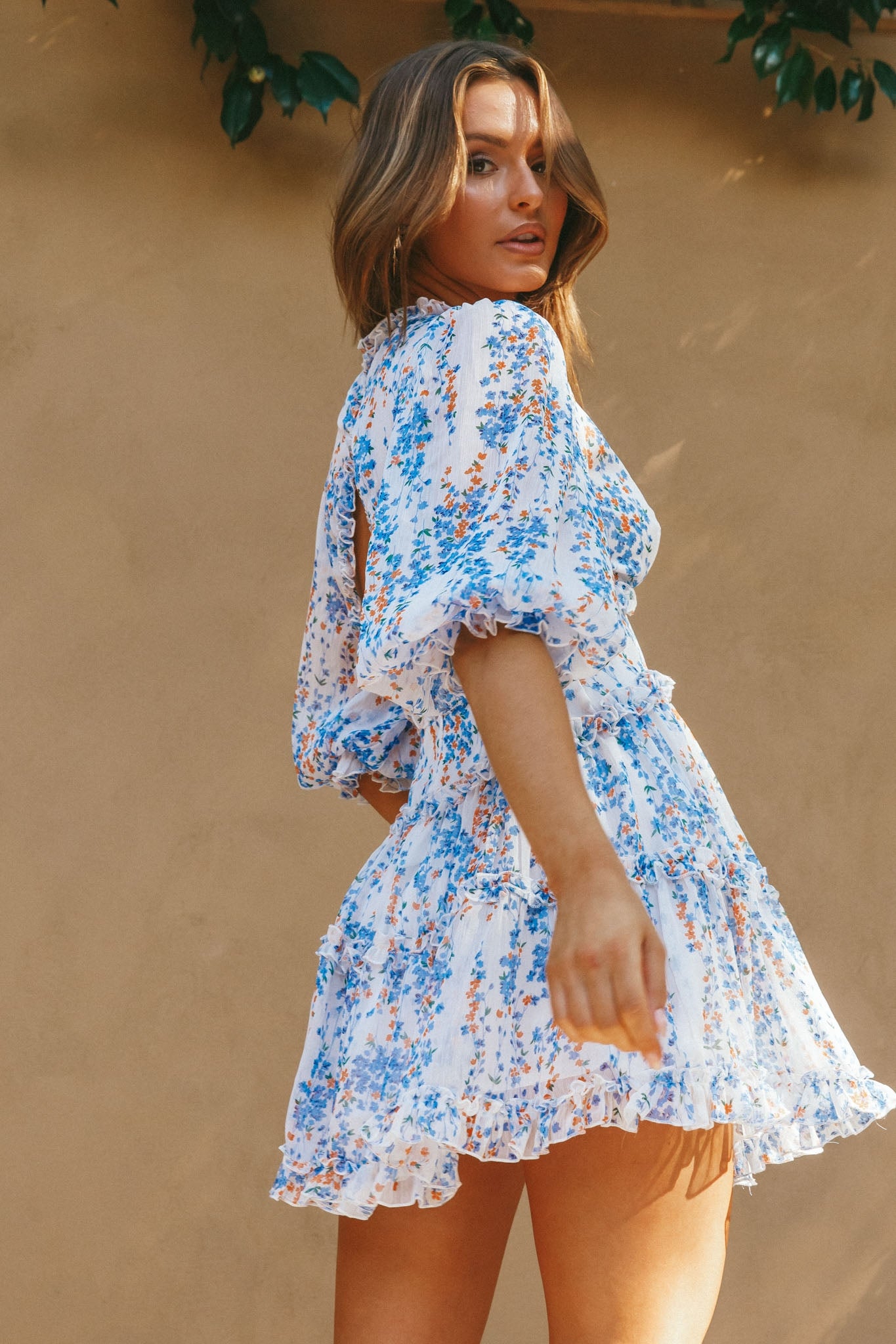 Laney Cutout Back Ruffle Detail Floral Dress White-Maymioy