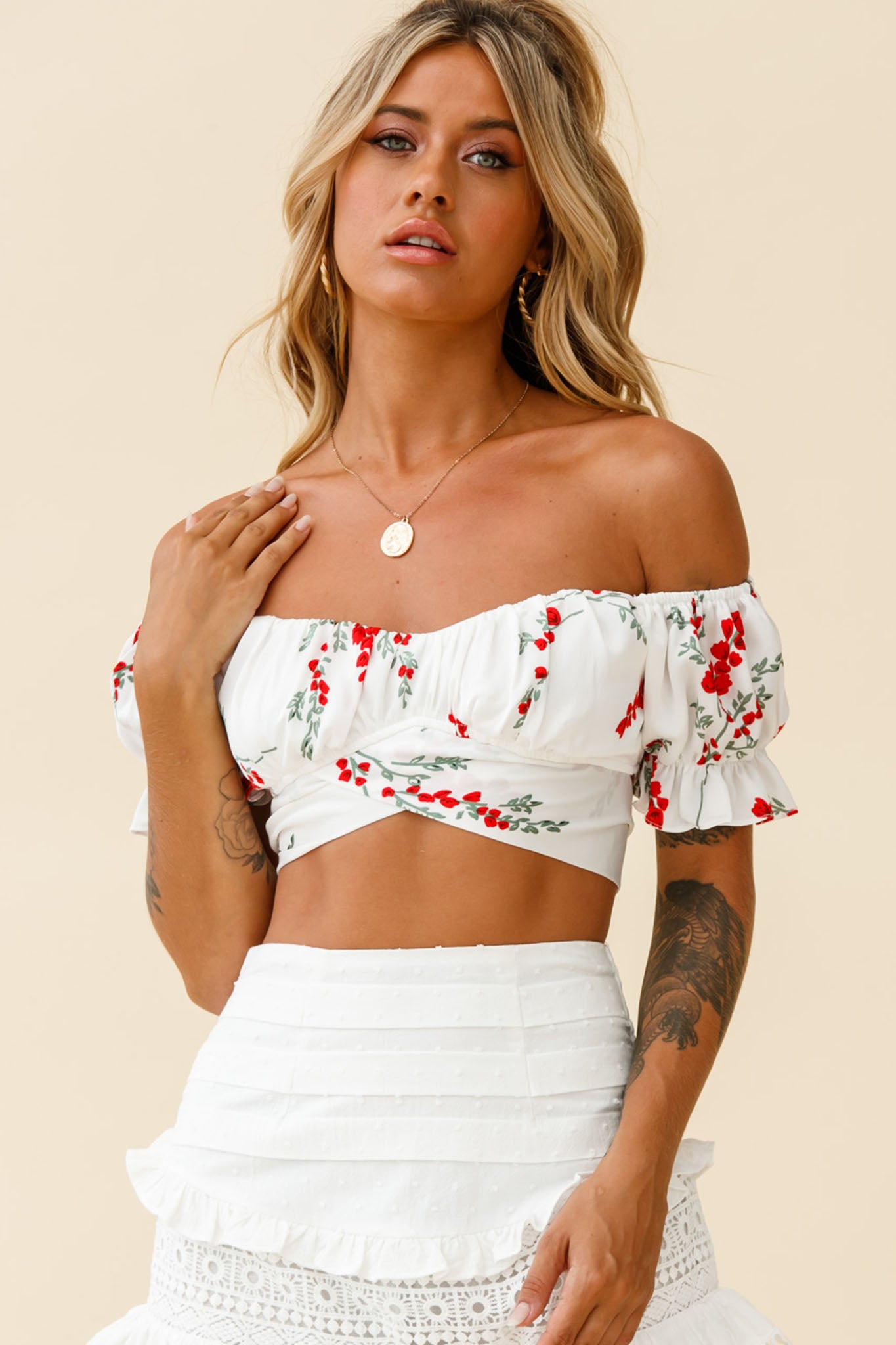 Linka Off-Shoulder Tie-Back Crop Top Red Floral Print White-Maymioy