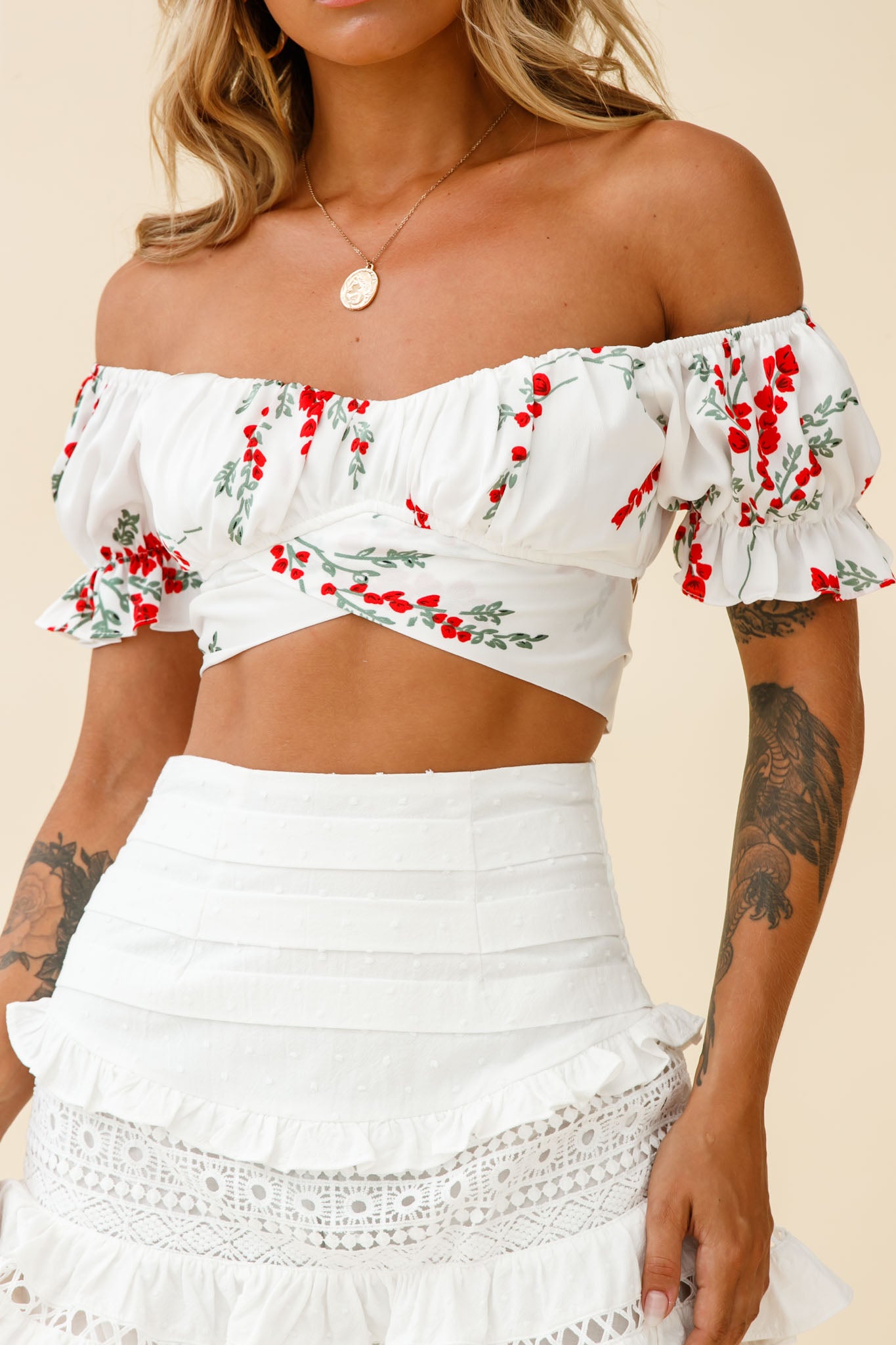 Linka Off-Shoulder Tie-Back Crop Top Red Floral Print White-Maymioy