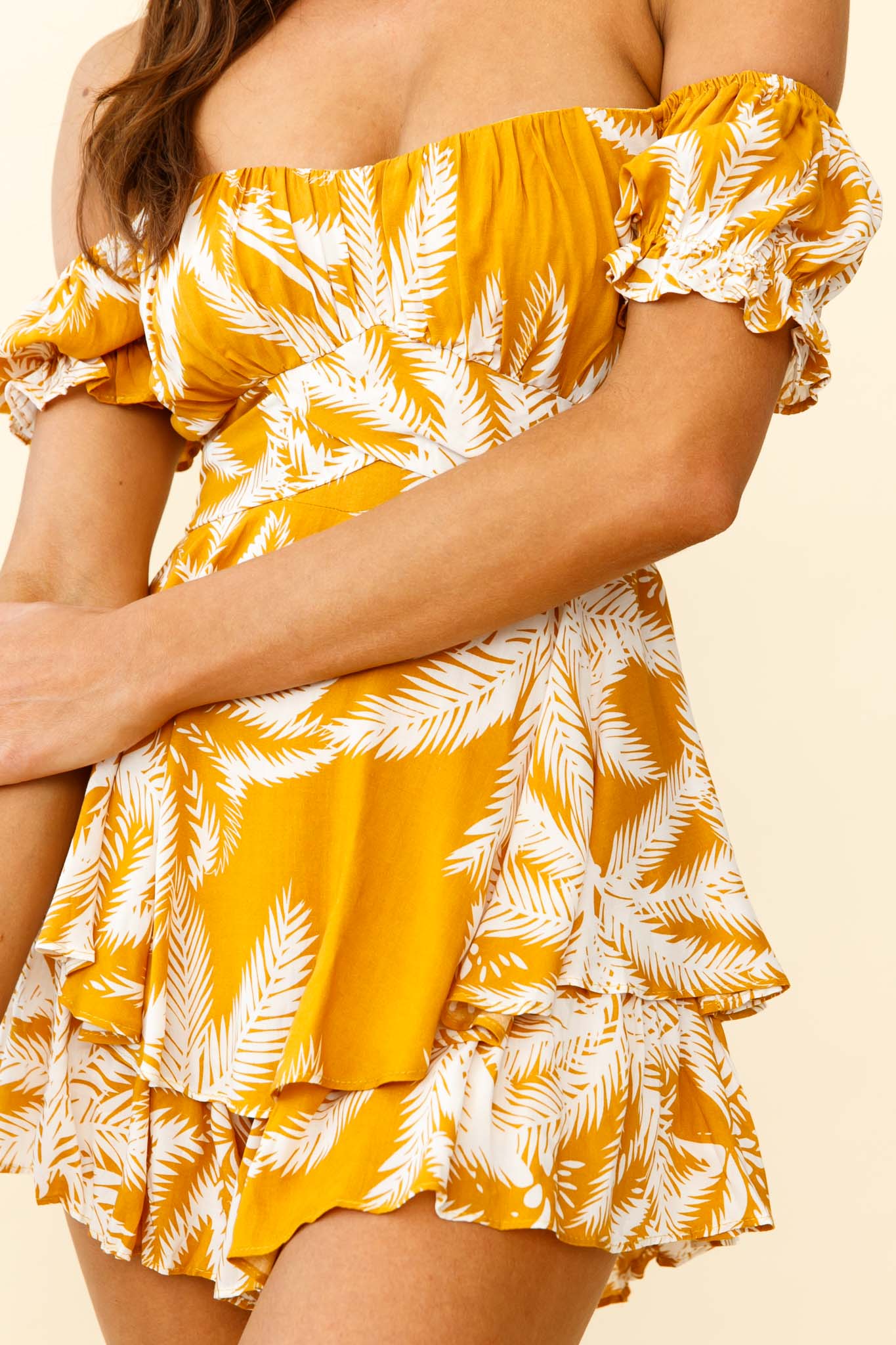 Linka Off-Shoulder Tie Back Romper Palm Print Yellow-Maymioy