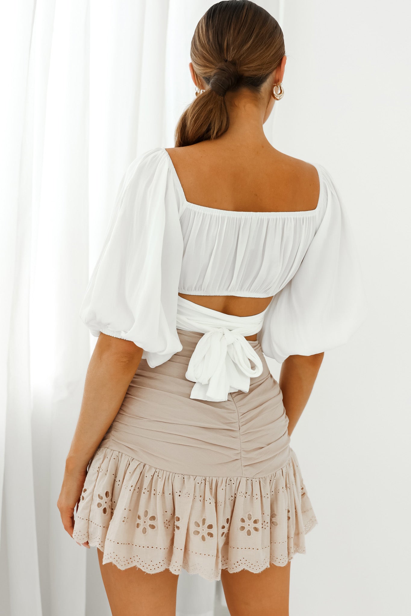 Linka Off-Shoulder Half Sleeve Tie-Back Crop Top White-Maymioy