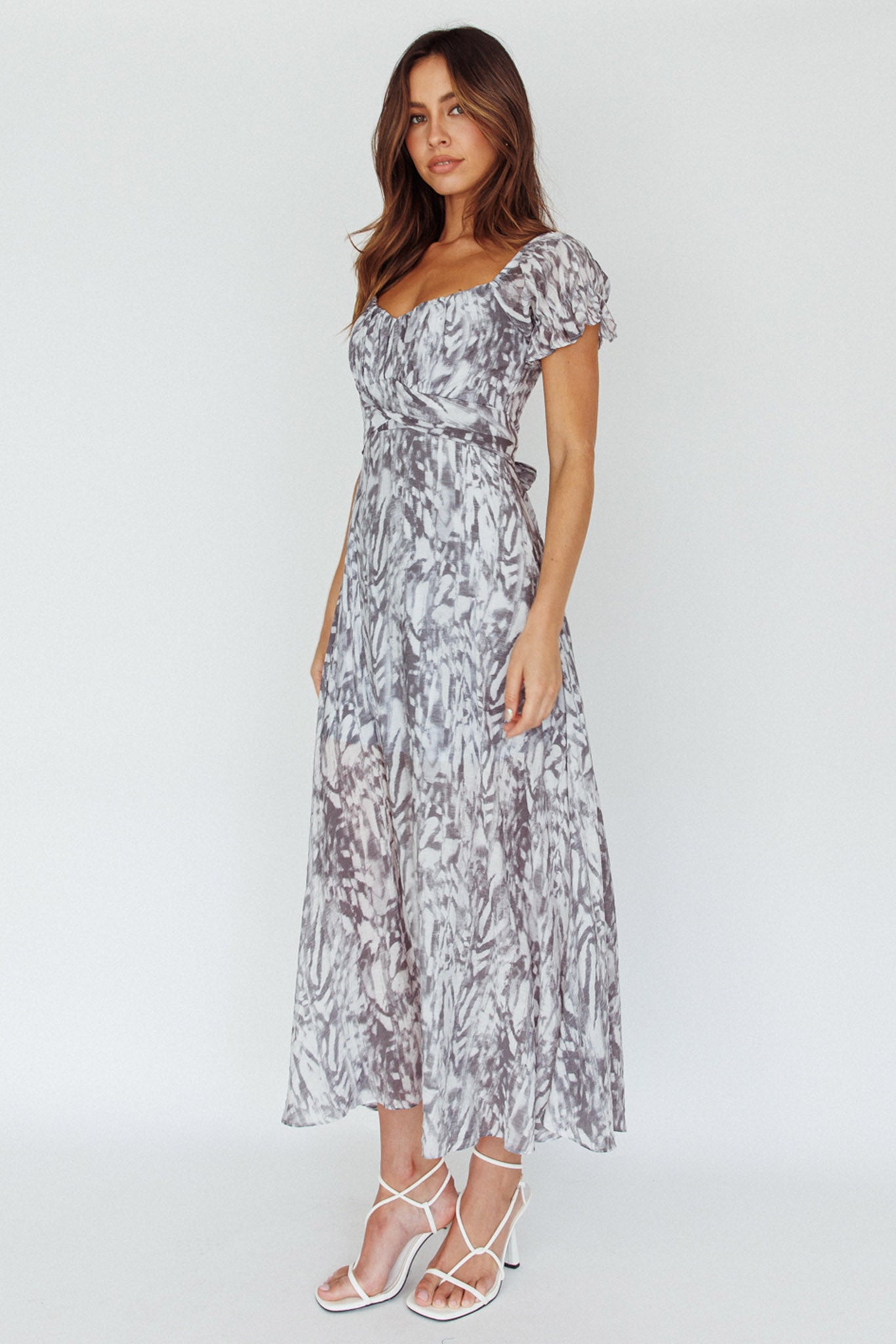 Linka Off-Shoulder Tie Back Midi Dress Printed Grey-Maymioy