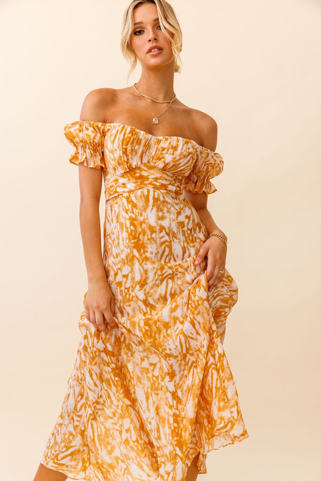 Linka Off-Shoulder Tie Back Midi Dress Printed Orange-Maymioy