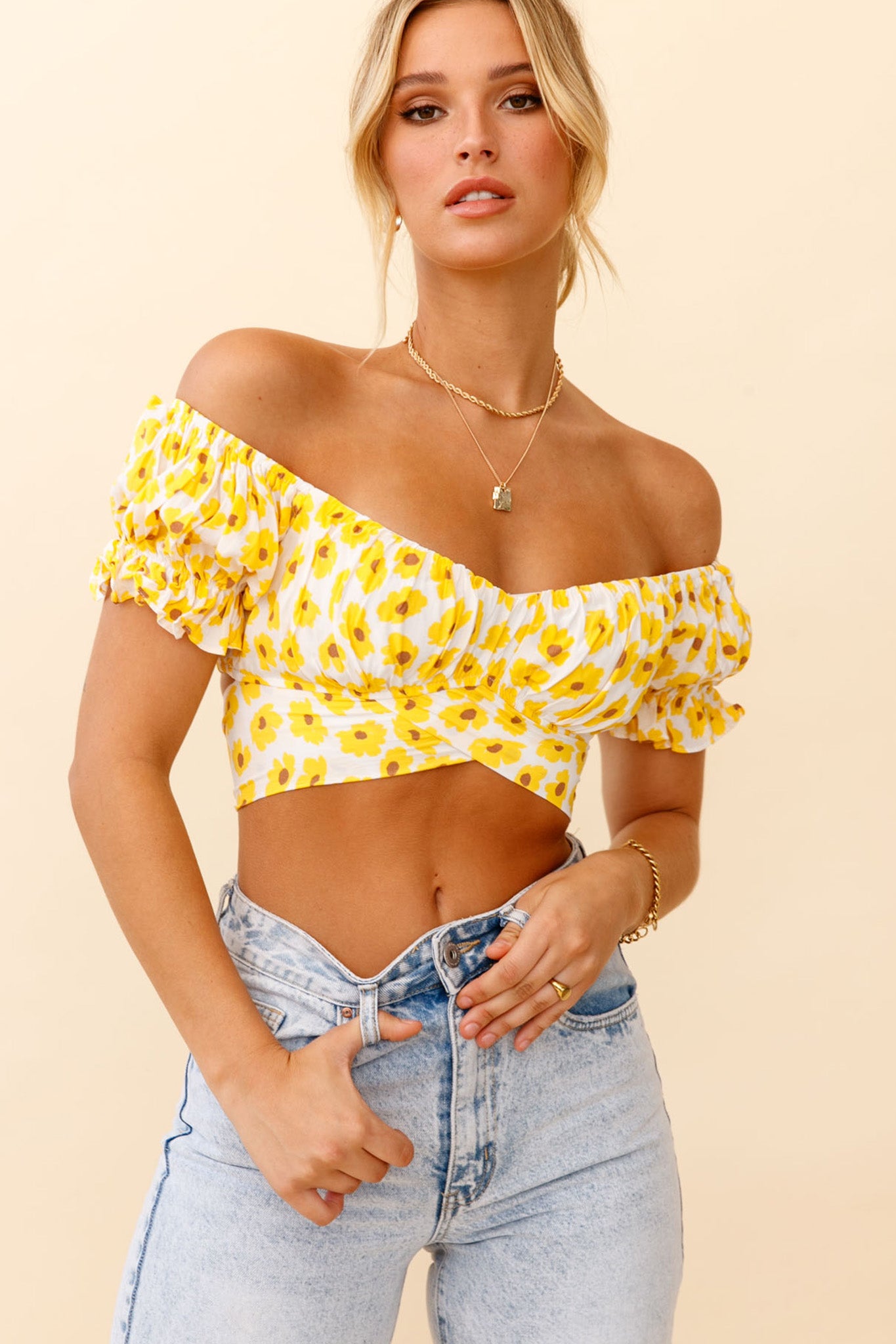 Linka Off-Shoulder Tie-Back Crop Top Flower Print Yellow-Maymioy