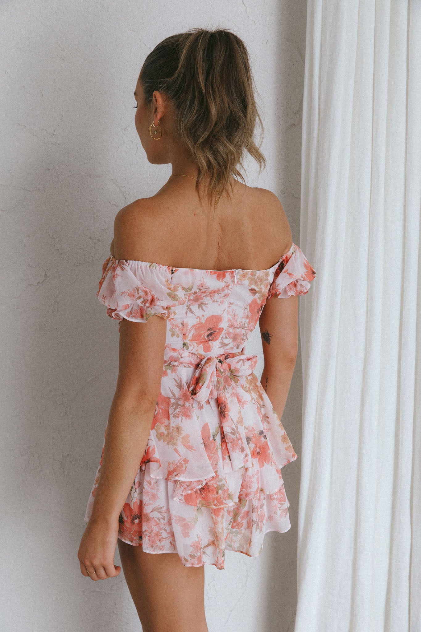 Linka Off-Shoulder Tie Back Romper Floral Pink-Maymioy