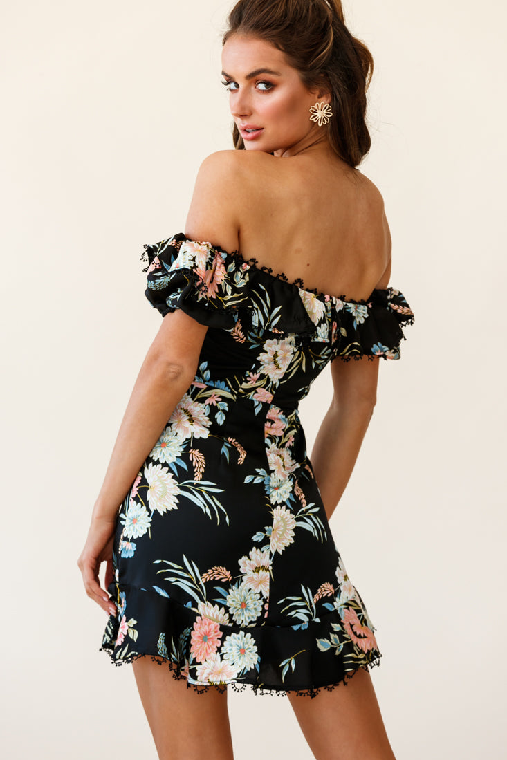 Bobby Bardot Neckline Puff Sleeve Dress Black-Maymioy