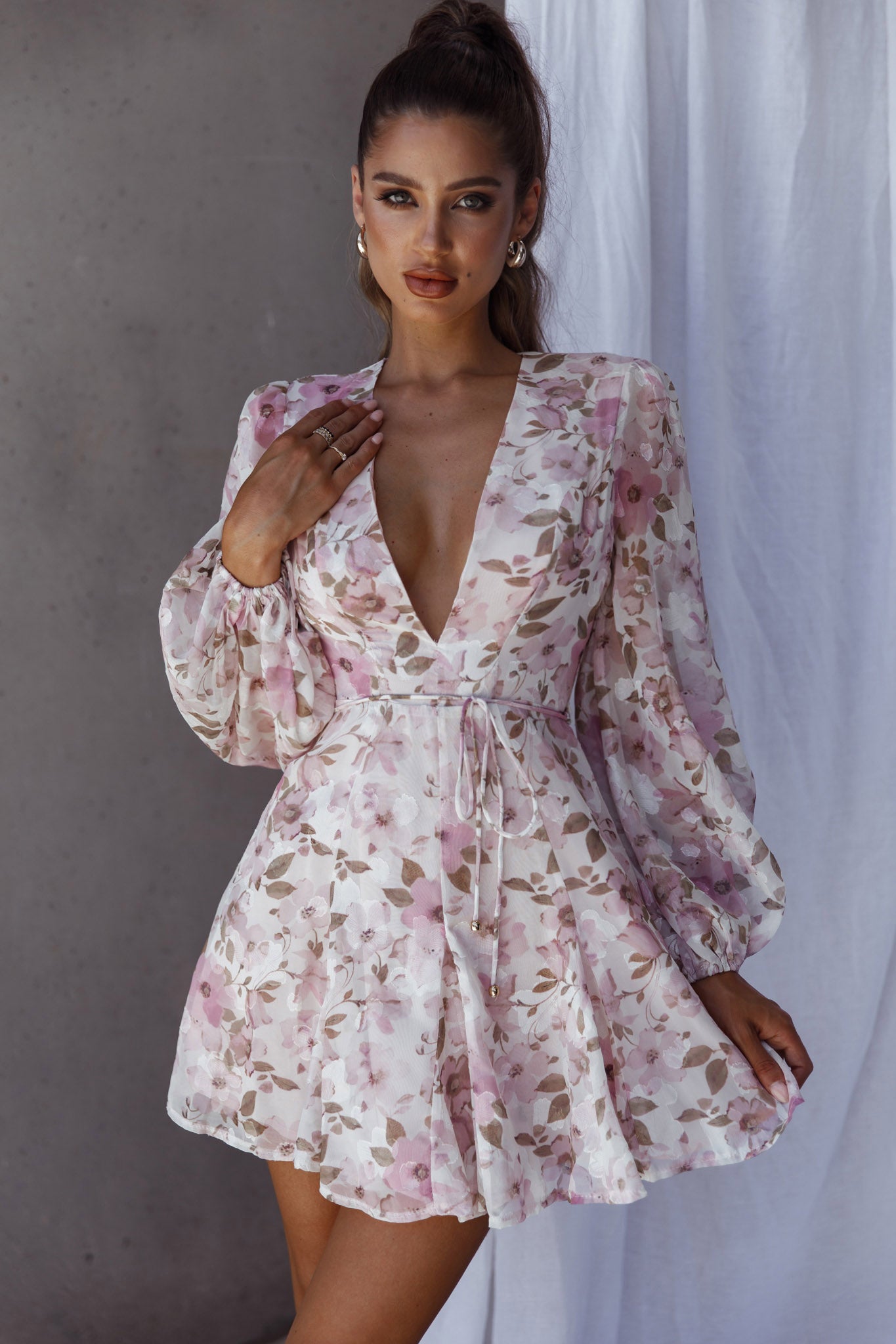Estelle Long Sleeve V-Neckline Dress Watercolor Floral Print Rose-Maymioy