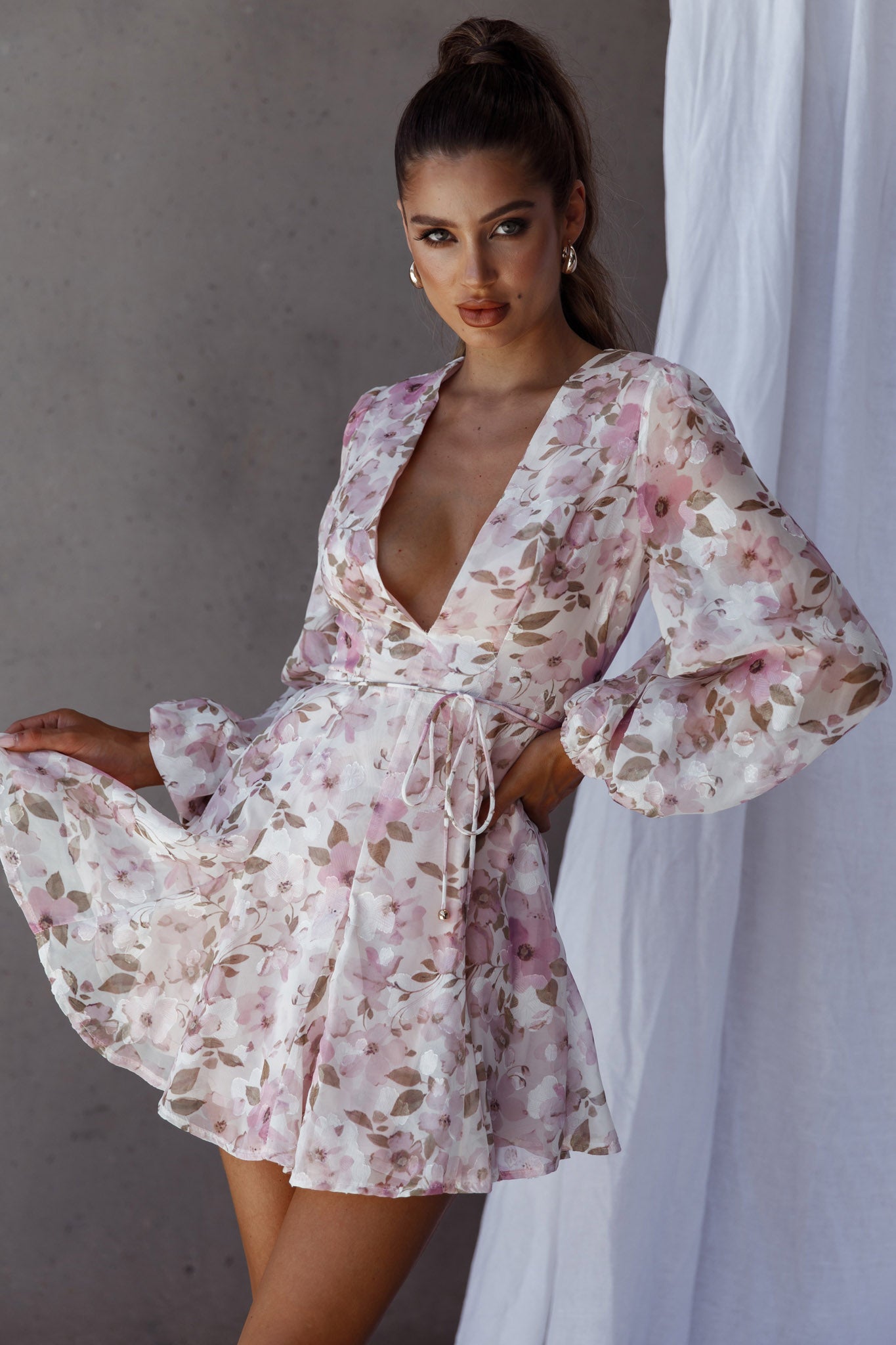 Estelle Long Sleeve V-Neckline Dress Watercolor Floral Print Rose-Maymioy