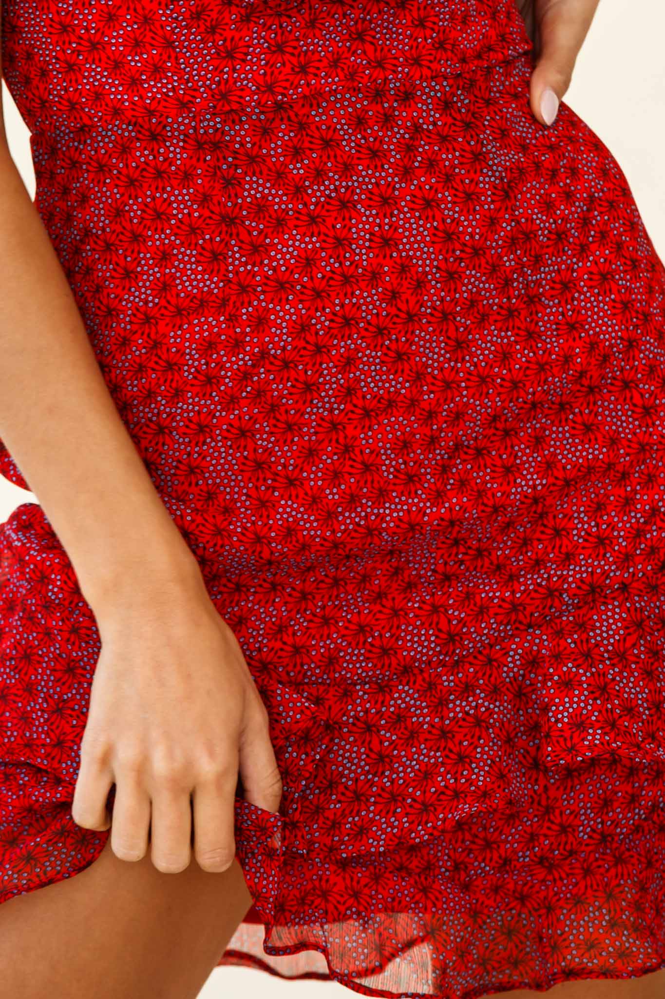 Beth Sweetheart Neckline Strapless Ruffle Dress Flower Print Red-Maymioy