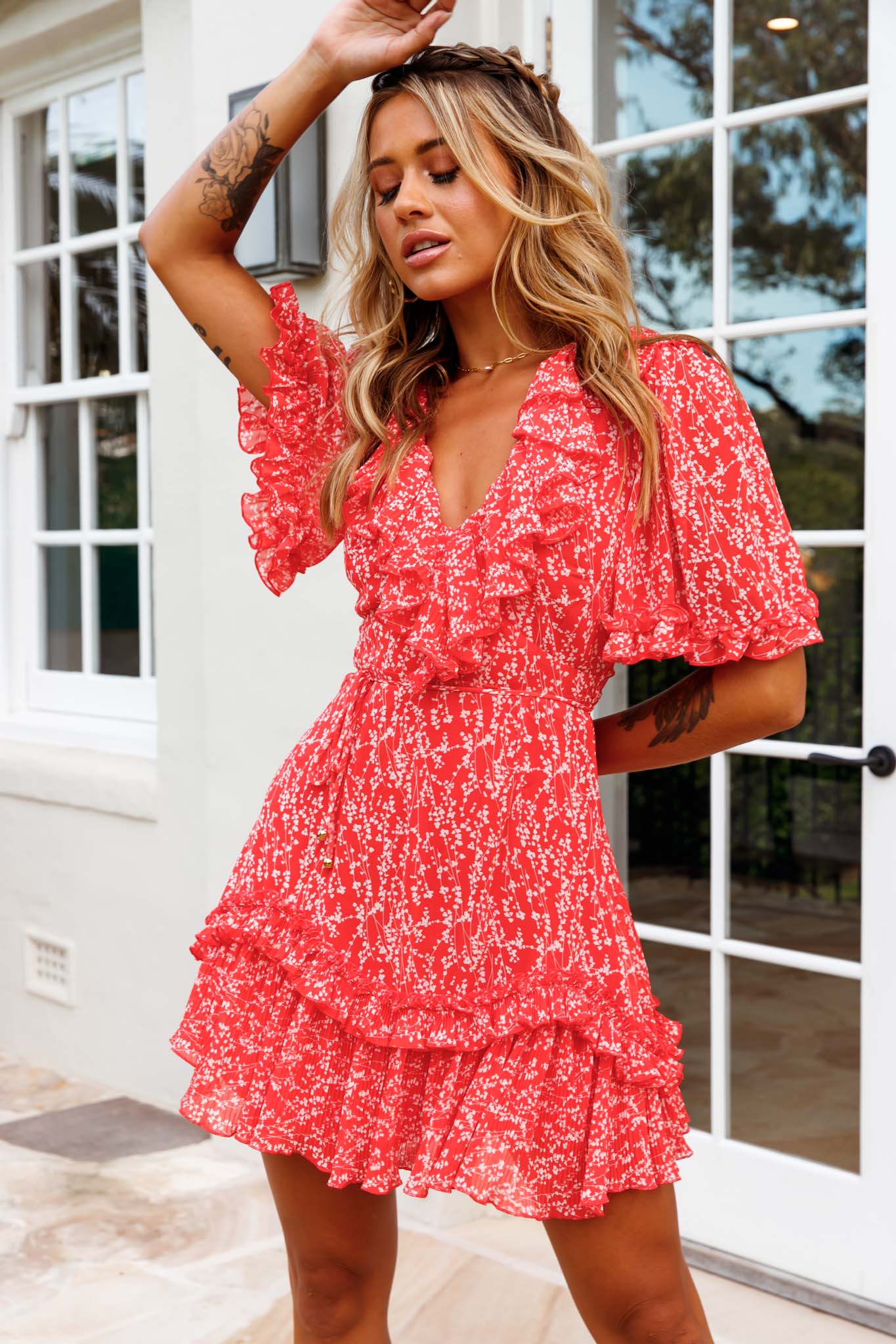 Las Palmas Frill Trim Keyhole Back Dress Floral Print Red.-Maymioy