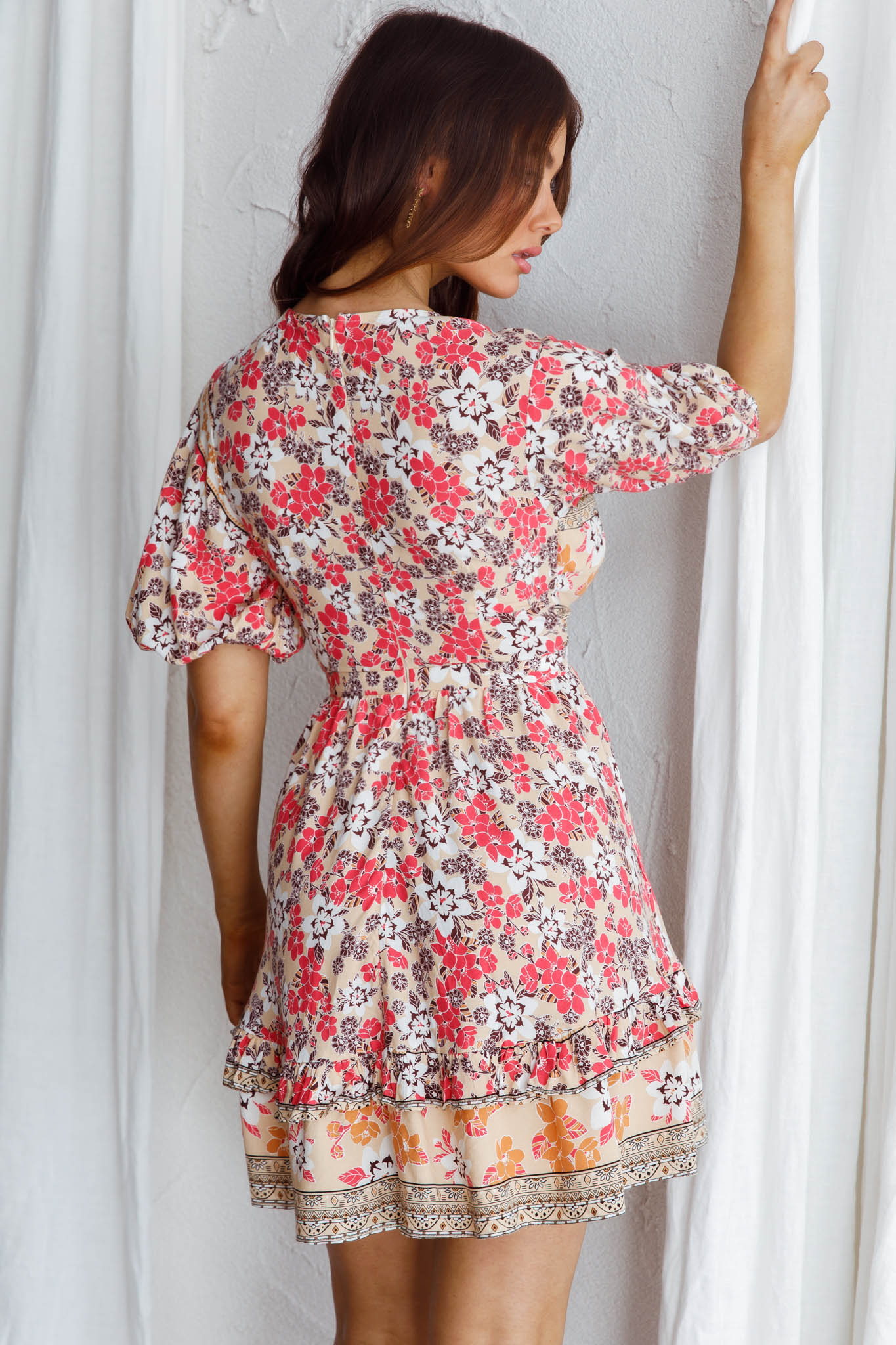 Rosy Tied Bust Mini Dress Floral Beige/Red-Maymioy