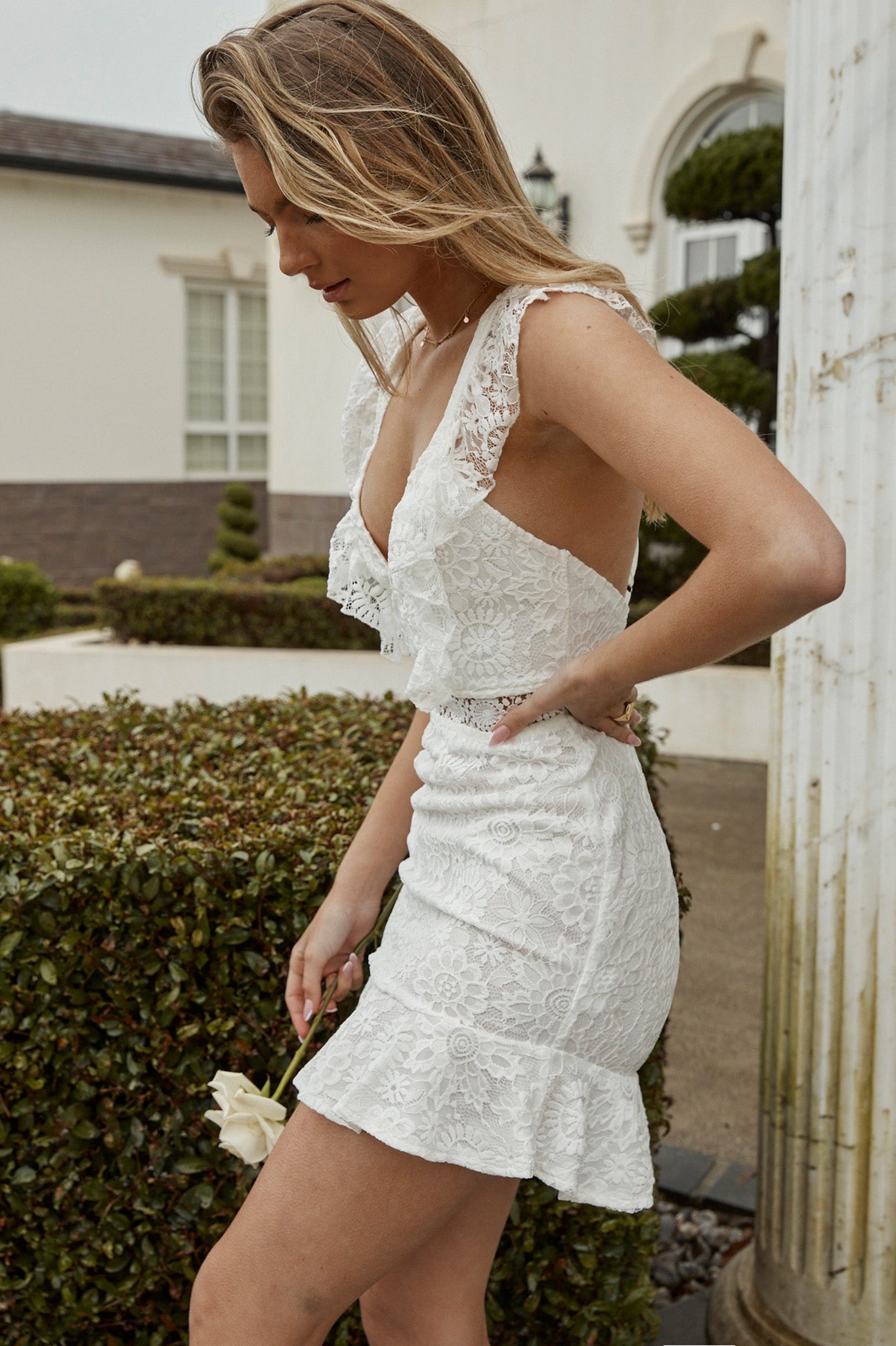 Short Story Ruffle Strap Criss-Cross Back Dress Floral Lace White-Maymioy