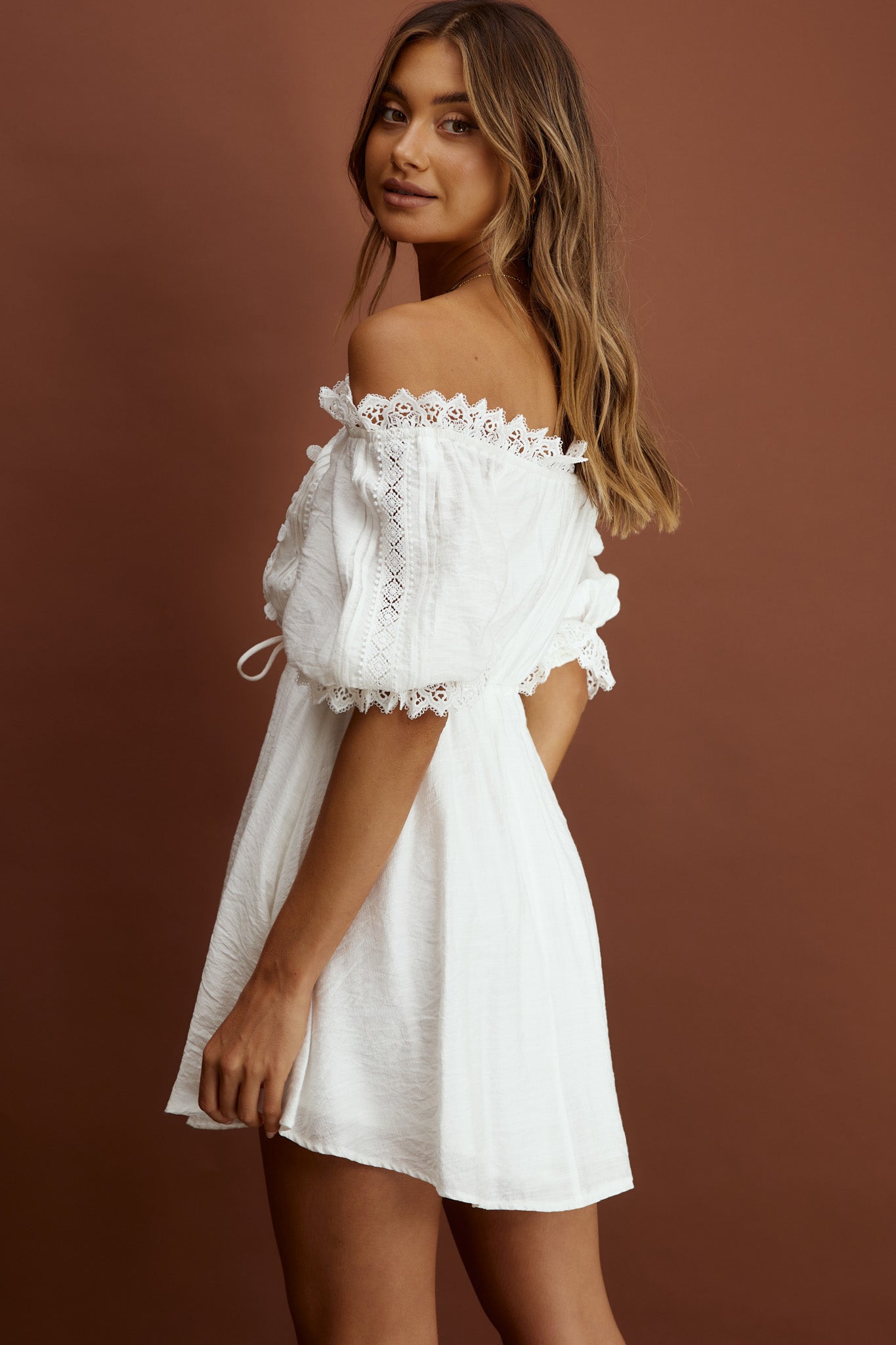 Homeward Off-Shoulder Lace Dress White-Maymioy