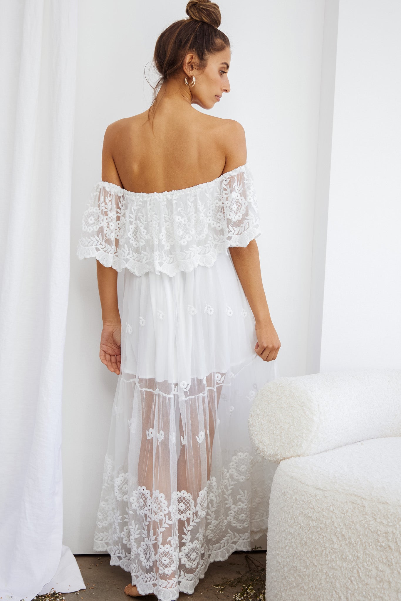 Signet Off-Shoulder Embroidered Mesh Overlay Maxi Dress White-Maymioy