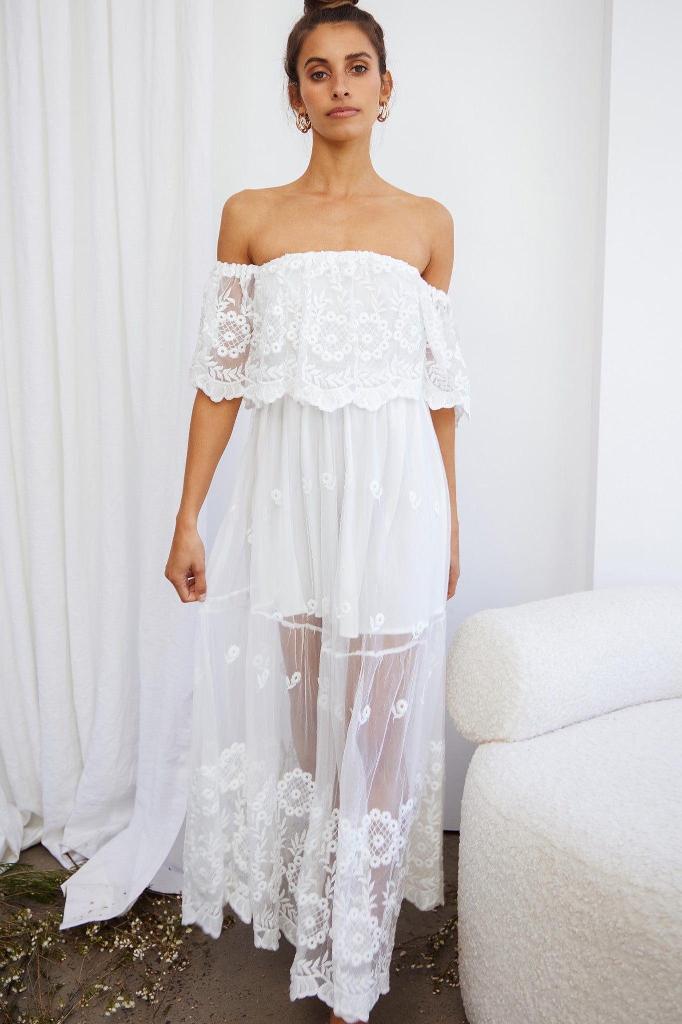 Signet Off-Shoulder Embroidered Mesh Overlay Maxi Dress White-Maymioy
