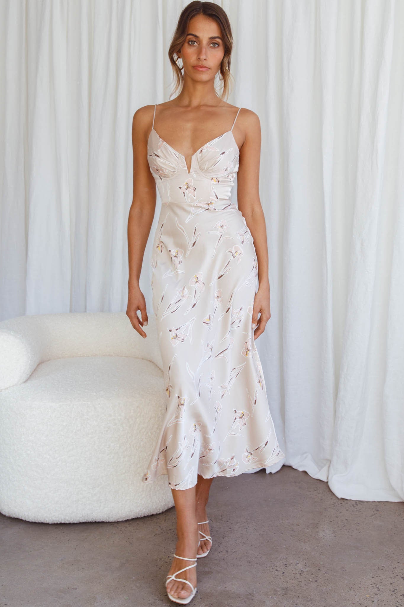 Lake Como Fitted Bodice Cami Strap Midi Dress Orchid Print Beige-Maymioy