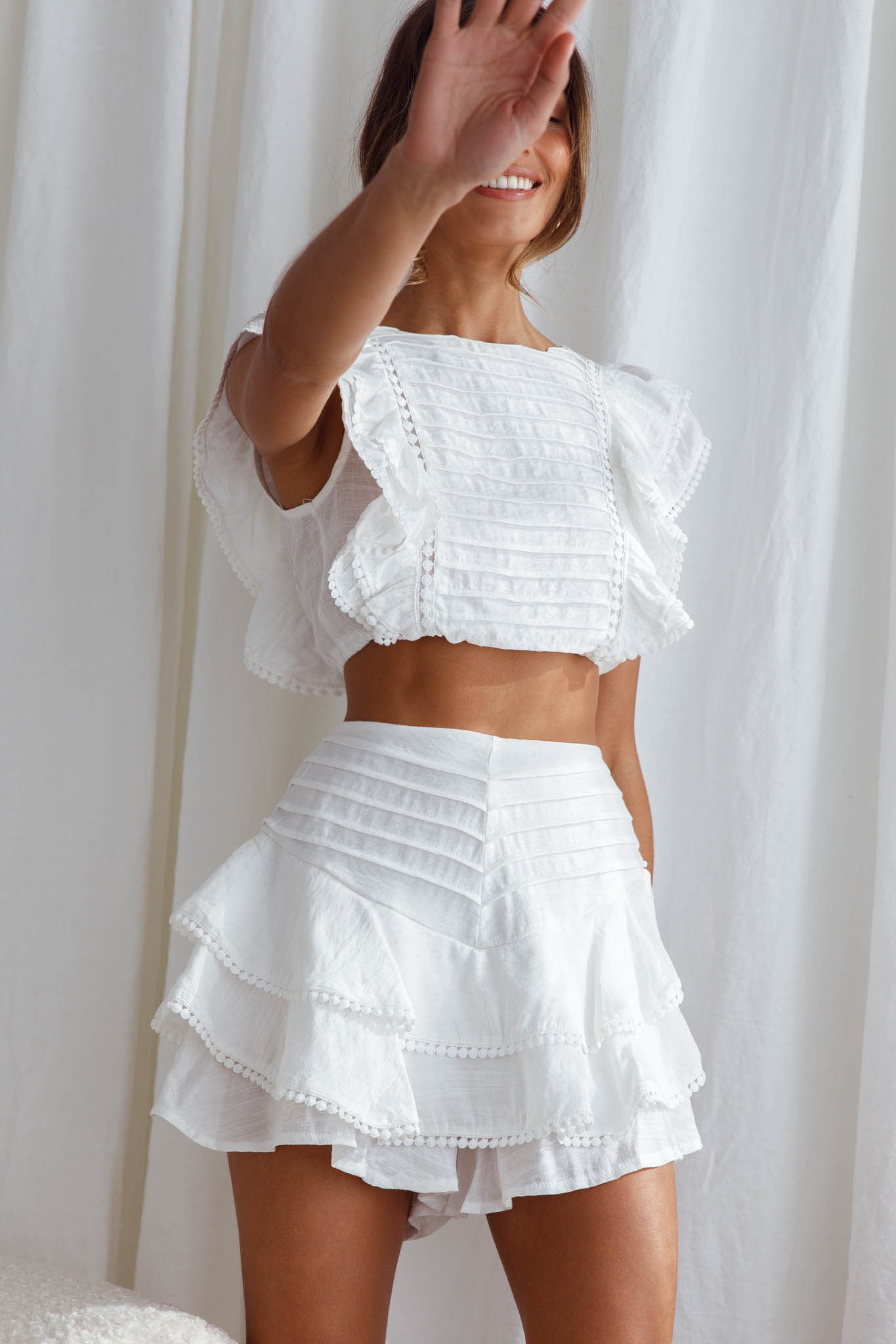 Wild And Free Pintuck Pleat And Layered Ruffle Shorts White-Maymioy