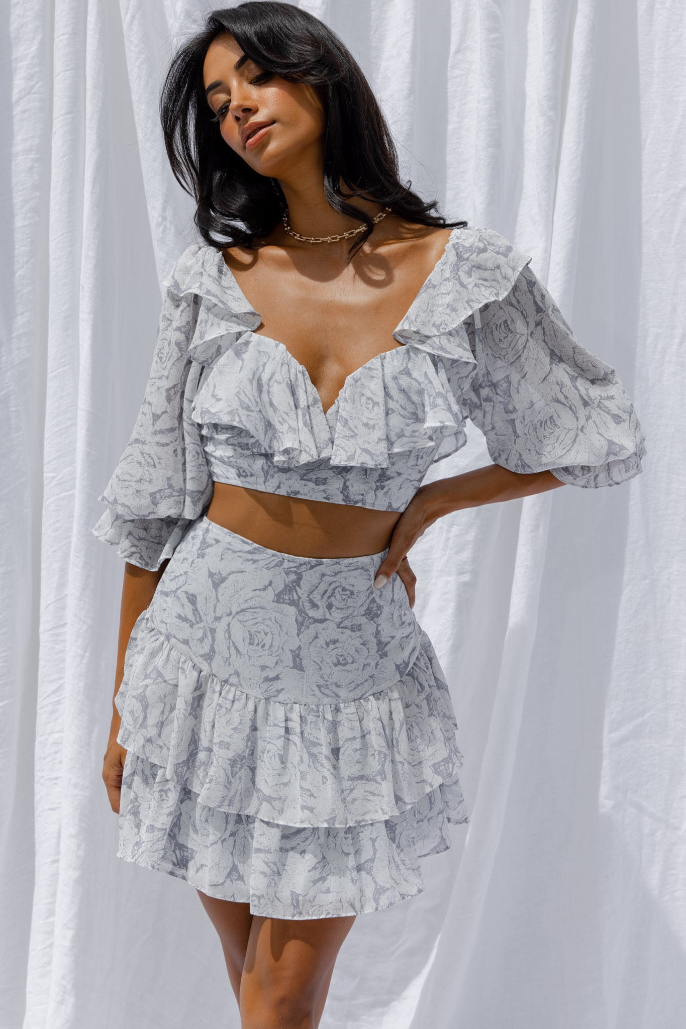 Kiss And Tell Ruffle Trim Balloon Sleeve Crop Top Rose Print Ink-Maymioy