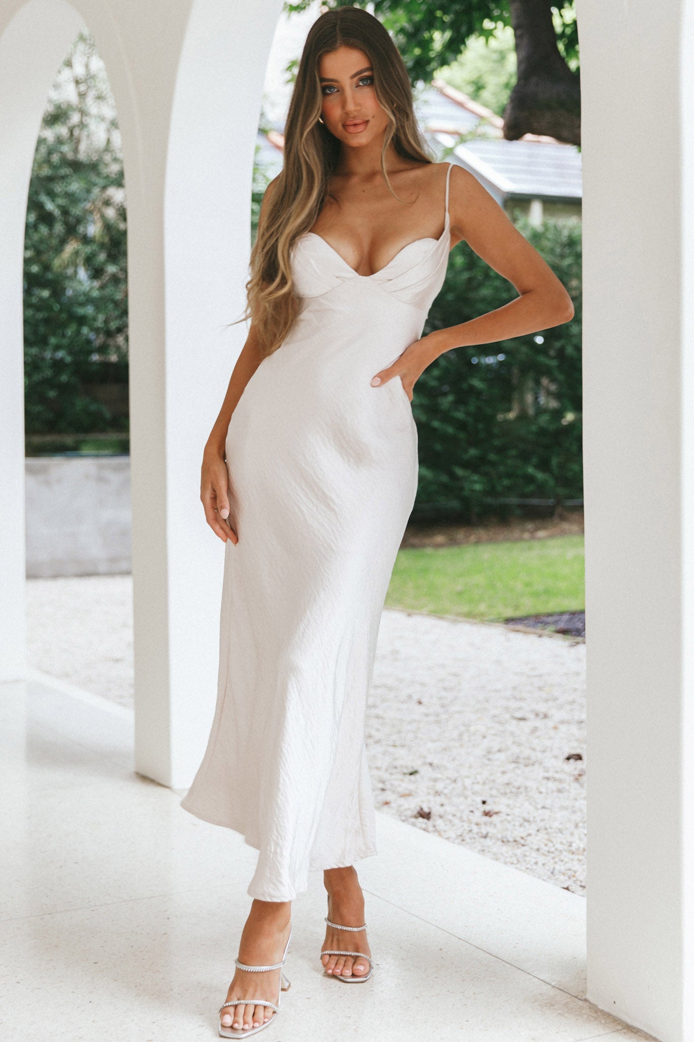 Infinity Pintuck Bust Maxi Dress Champagne-Maymioy