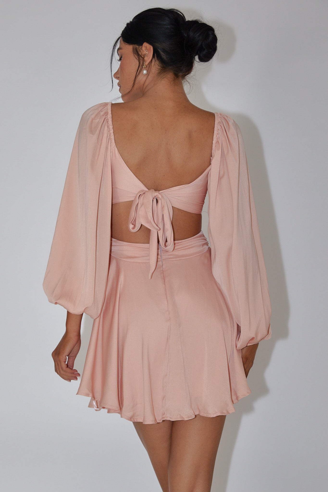 Miraya Balloon Sleeve Twist Mini Dress Peach-Maymioy