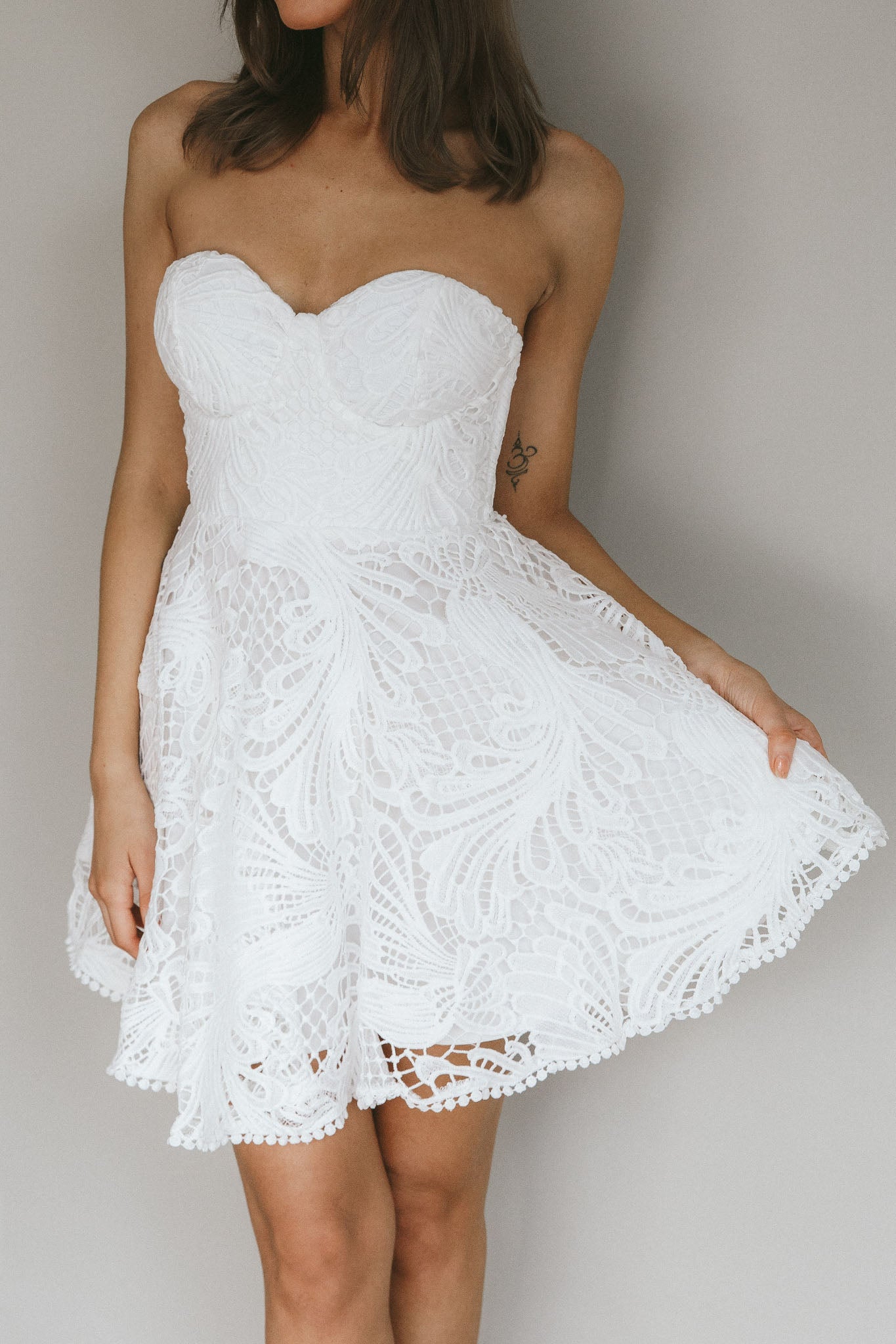 Cheyenne Sweetheart Neckline A-Line Dress White-Maymioy