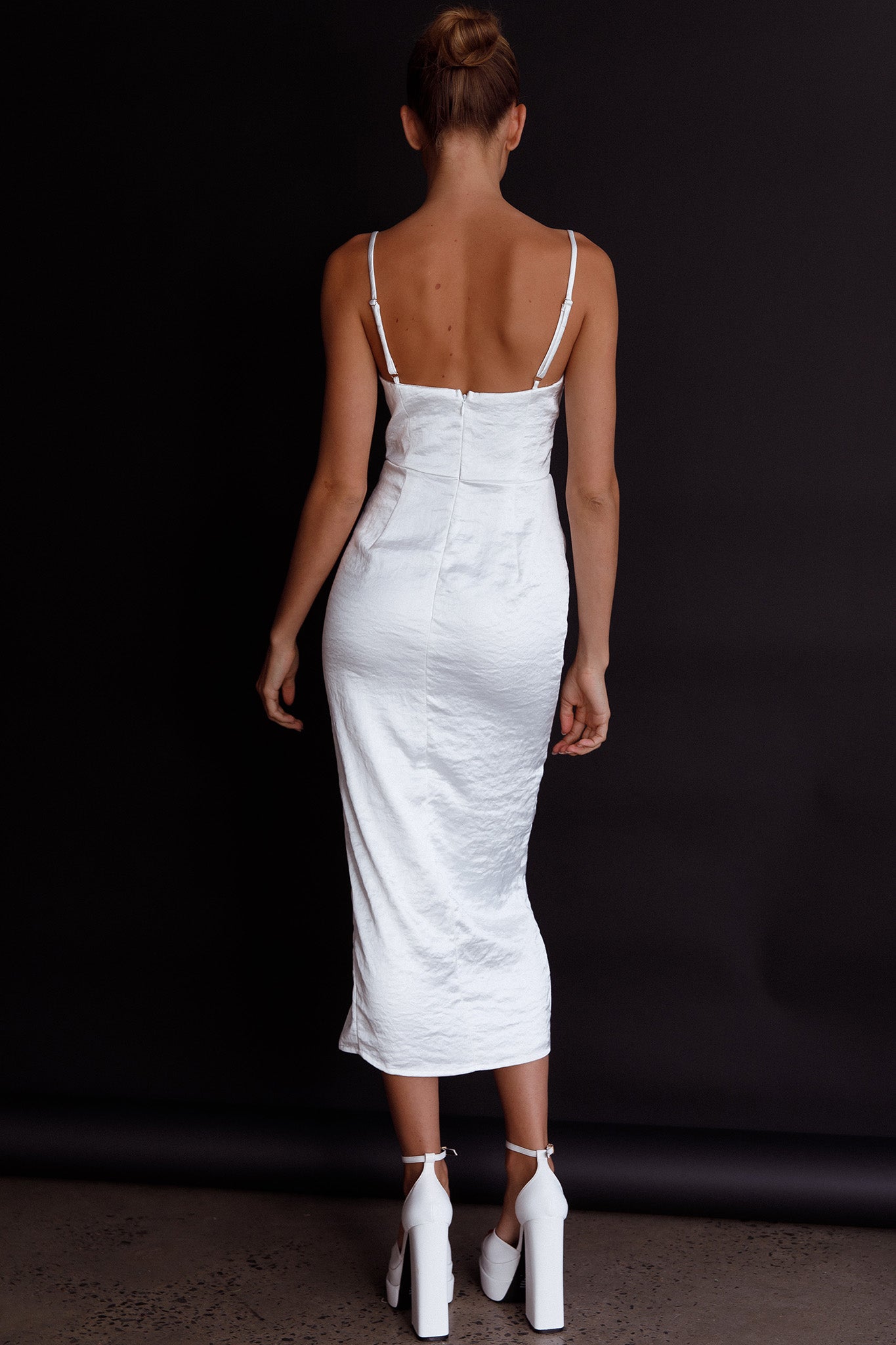 Fantasy Structured Bodice Ruched Midi Dress White-Maymioy