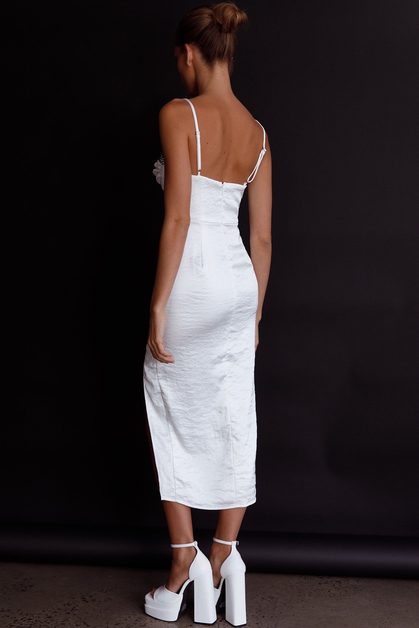 Fantasy Structured Bodice Ruched Midi Dress White-Maymioy