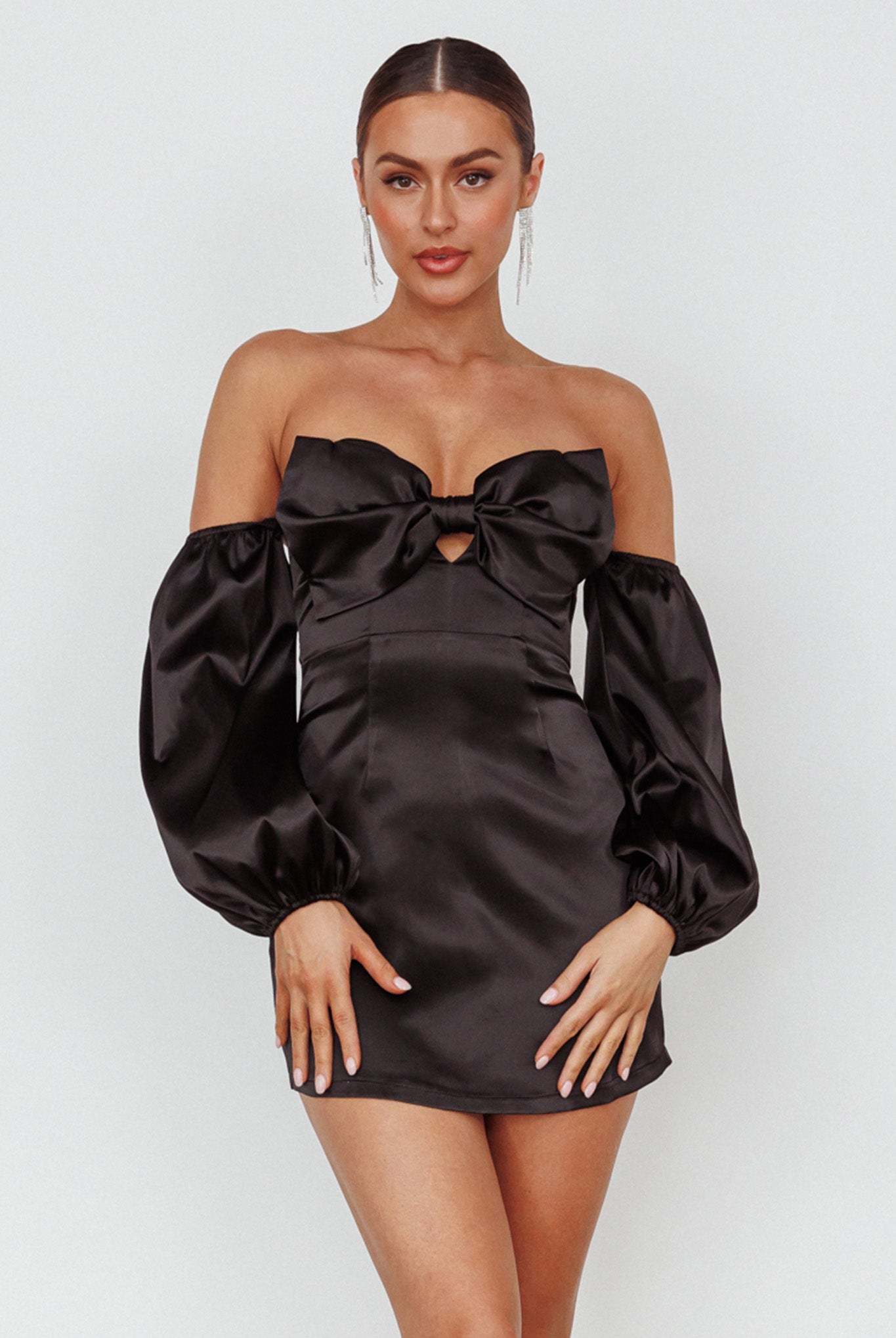 Lilly Off-Shoulder Bow Mini Dress Black-Maymioy