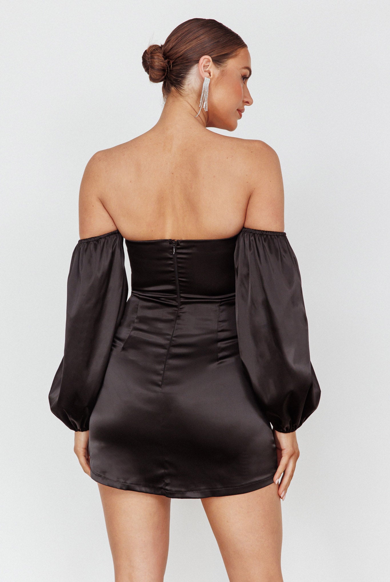 Lilly Off-Shoulder Bow Mini Dress Black-Maymioy
