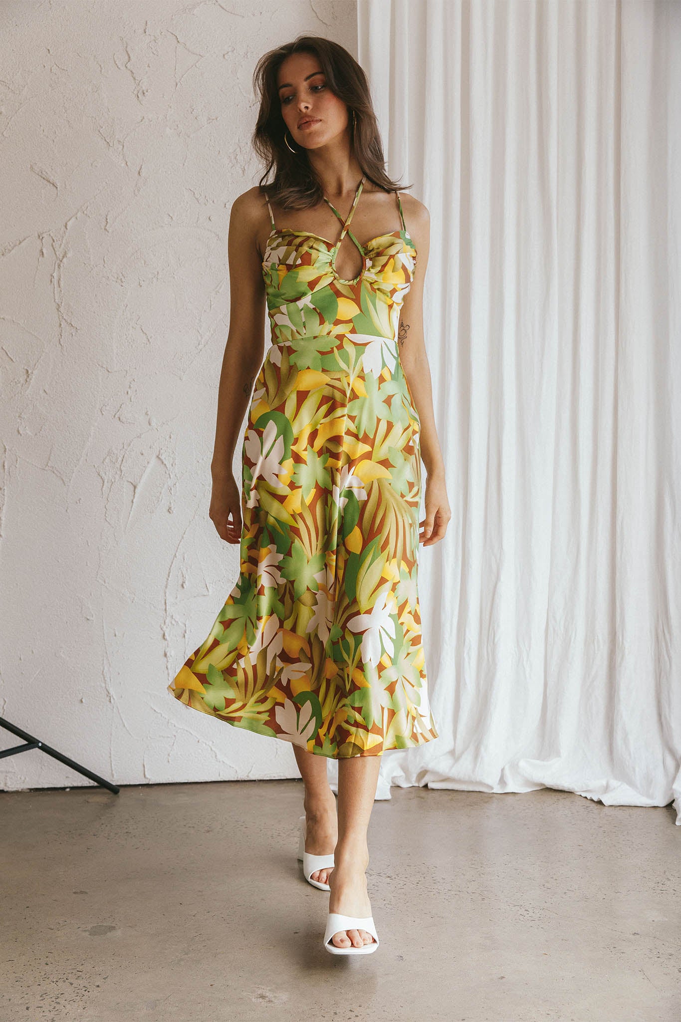 Emmalie Satin Midi Dress Floral Green-Maymioy