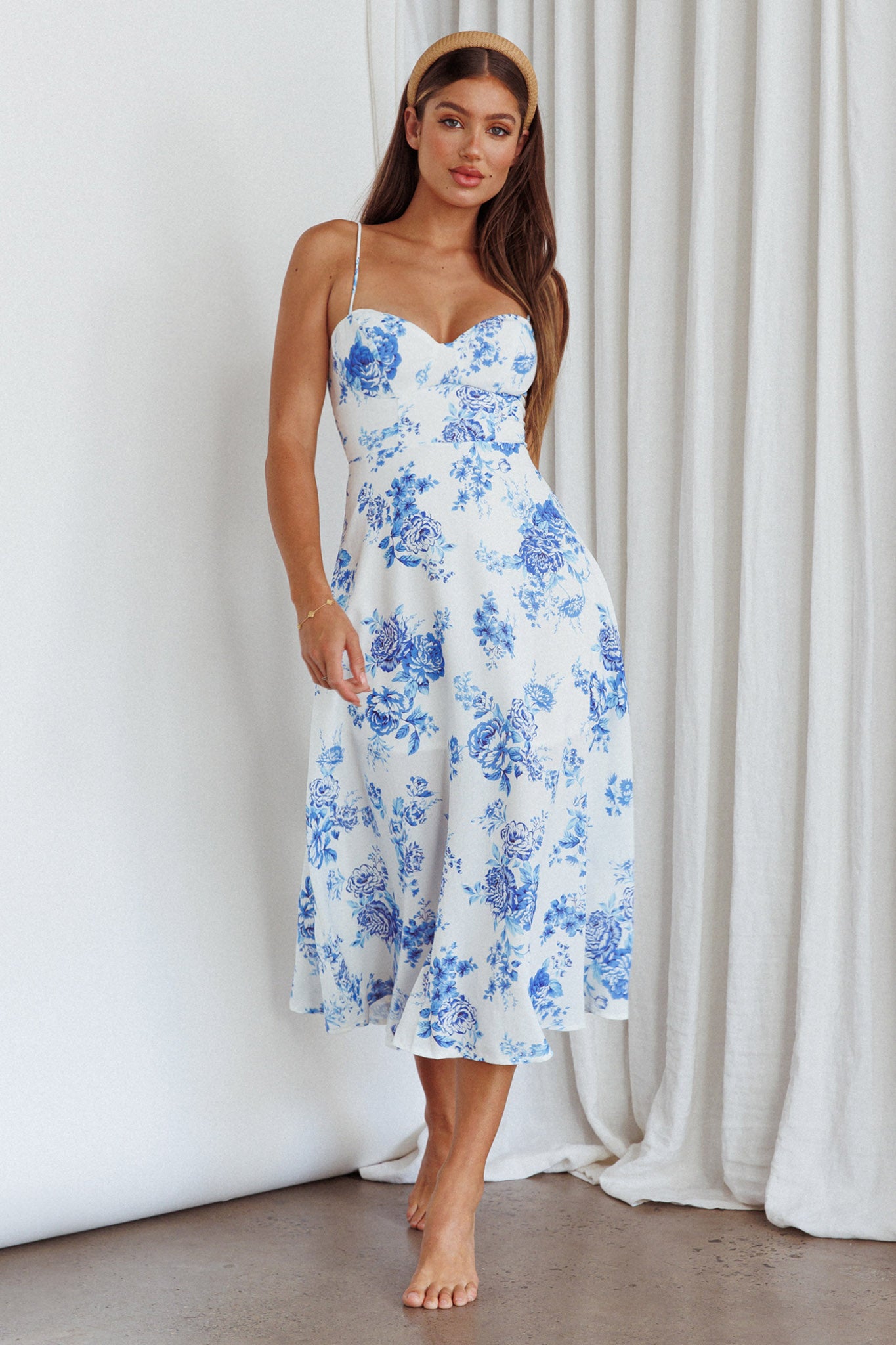Mi Vida Sweetheart Neckline Midi Dress Floral Blue-Maymioy
