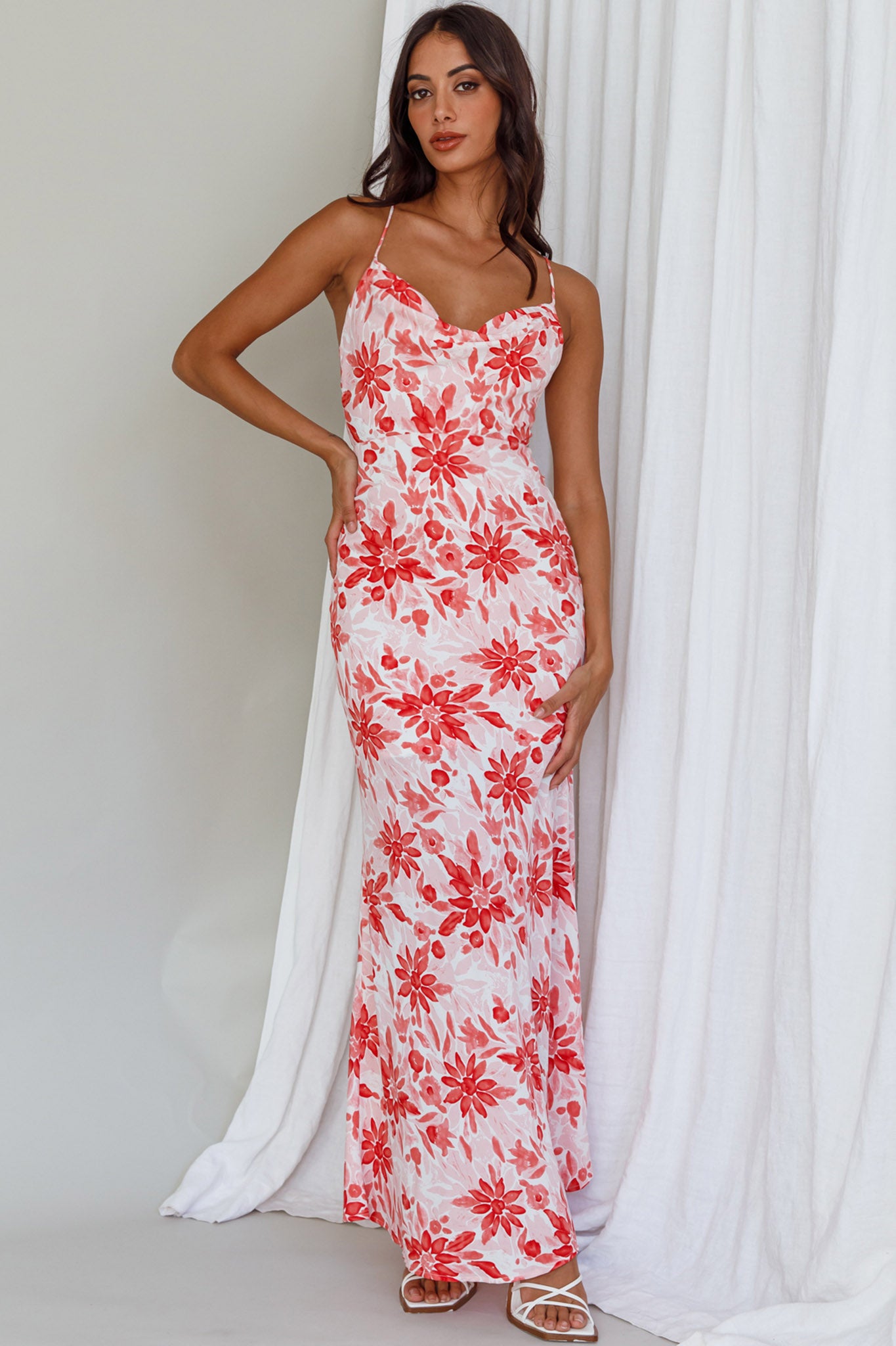 Janaina Tie-Up Back Maxi Dress Floral Red-Maymioy