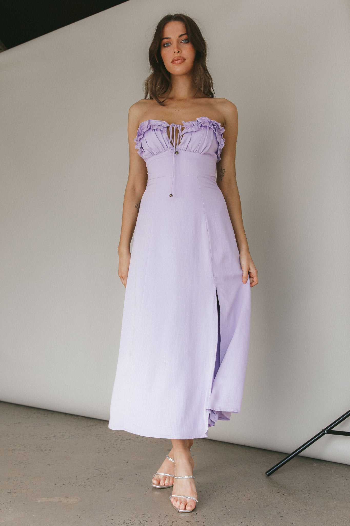 Under The Sun Tied Bust Midi Dress Lilac-Maymioy