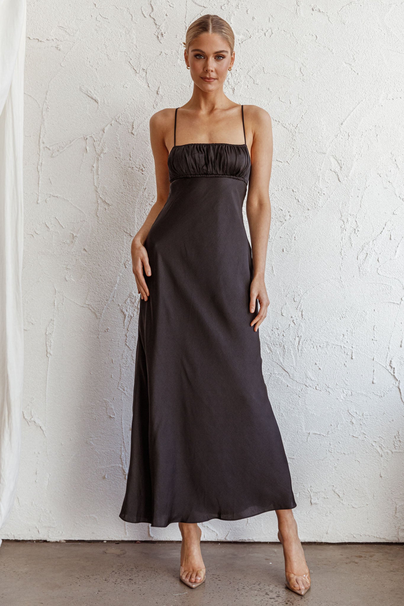 From Above V-Back Midi Dress Black-Maymioy