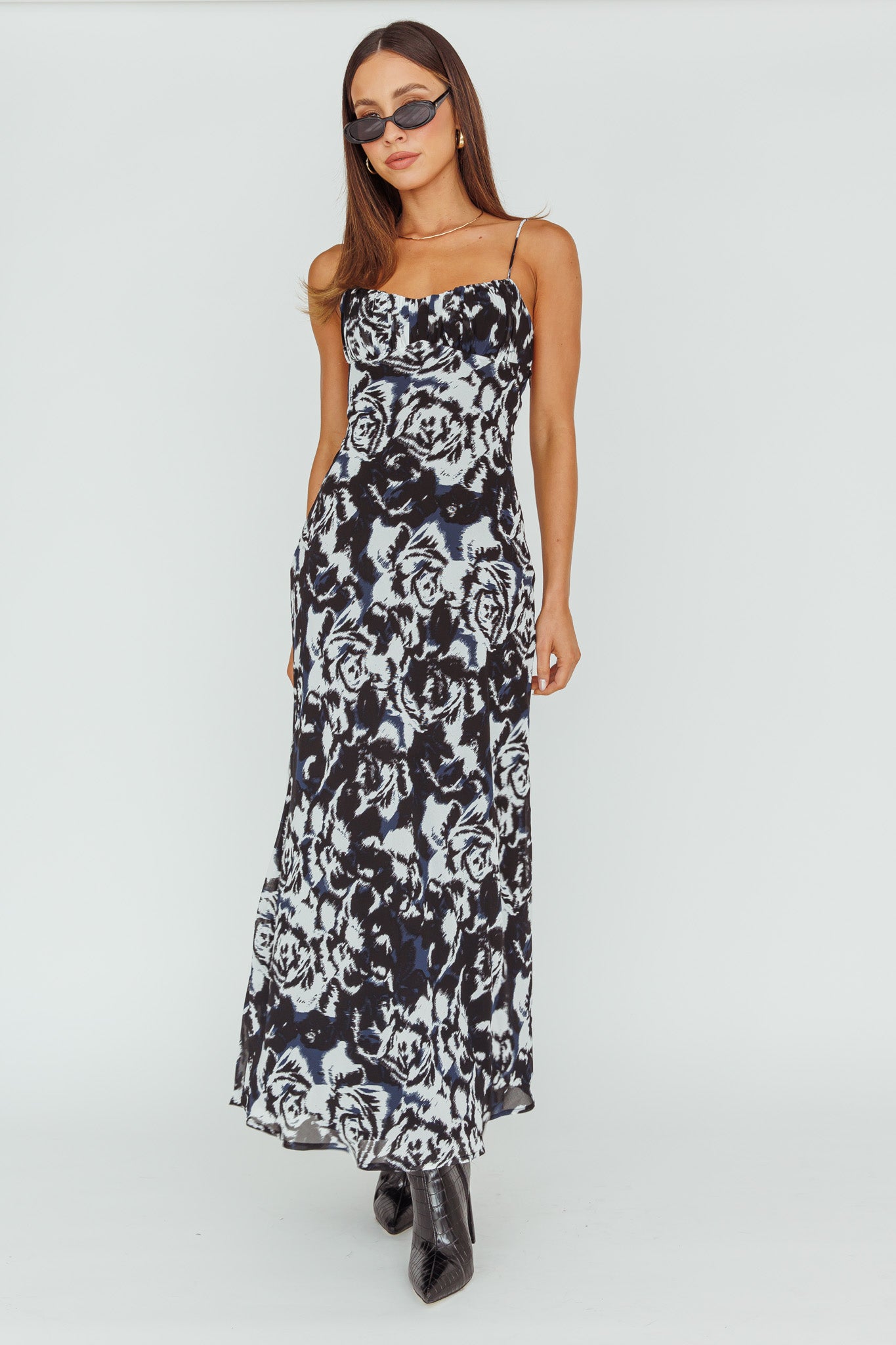 Nerida Twist Back Maxi Dress Swirl Black-Maymioy