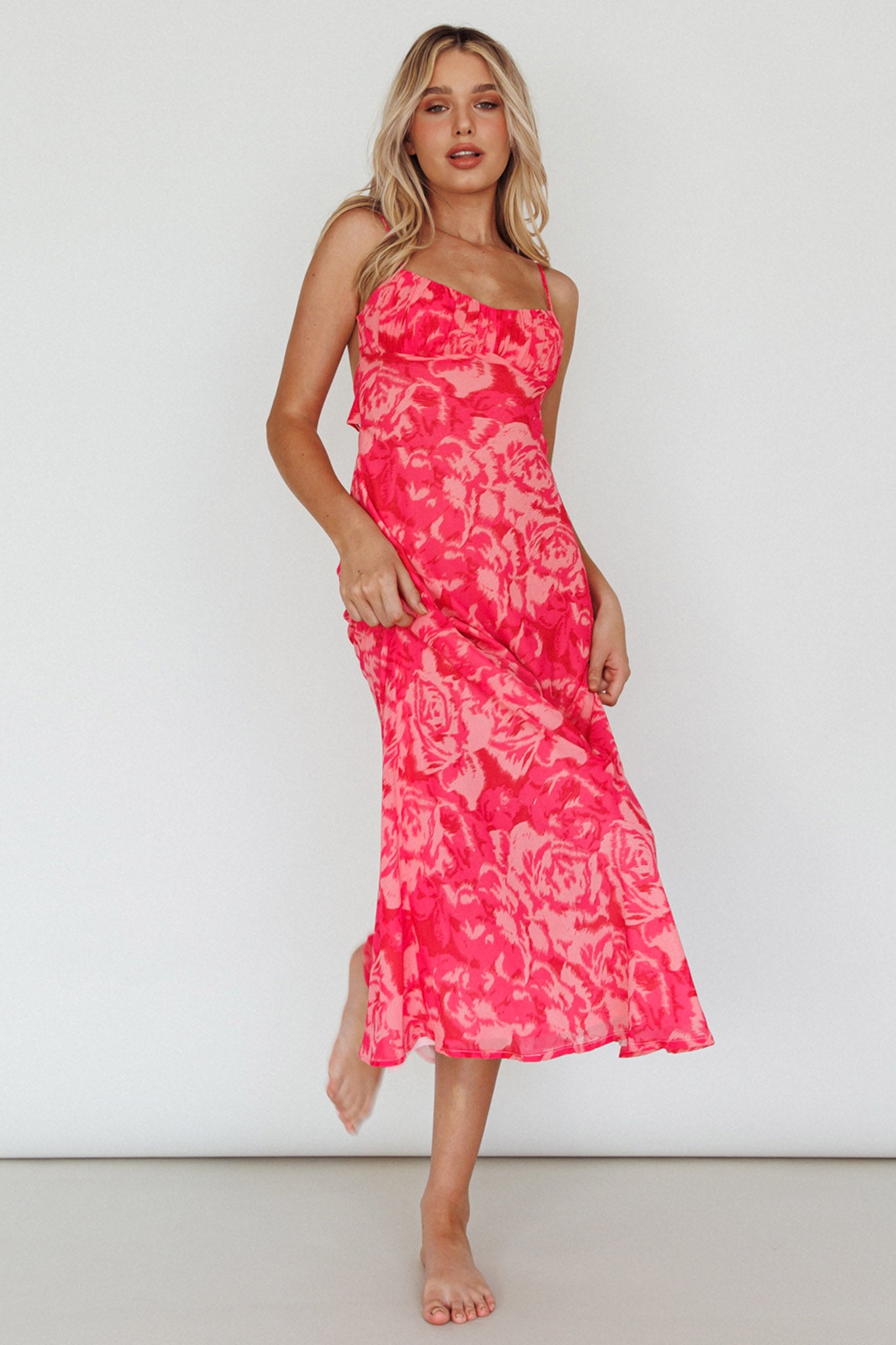 Nerida Twist Back Maxi Dress Swirl Pink-Maymioy
