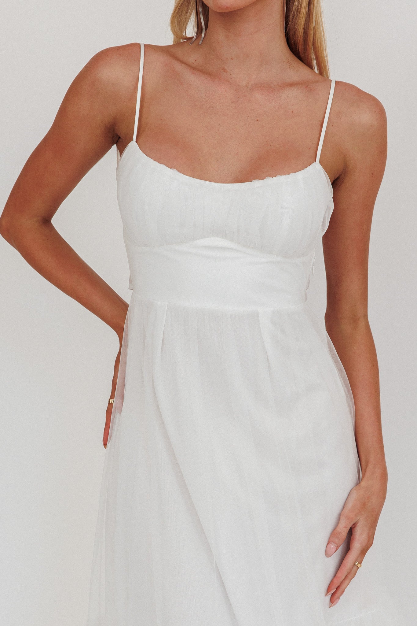Nerida Twist Back Frill Trim Mesh Maxi Dress White-Maymioy