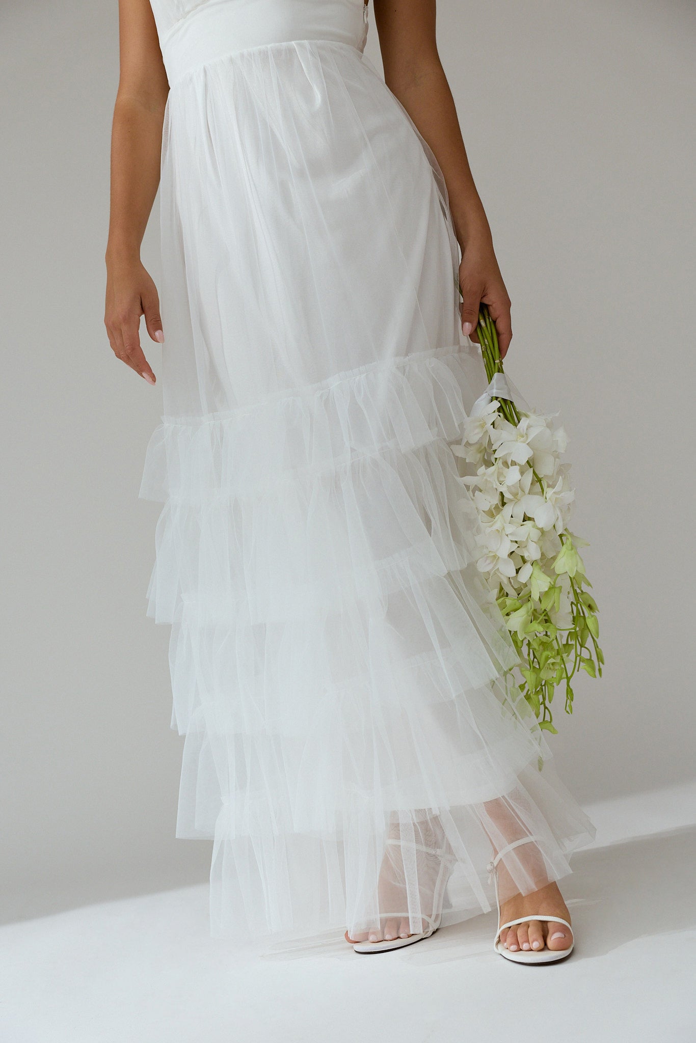Nerida Twist Back Frill Trim Mesh Maxi Dress White-Maymioy