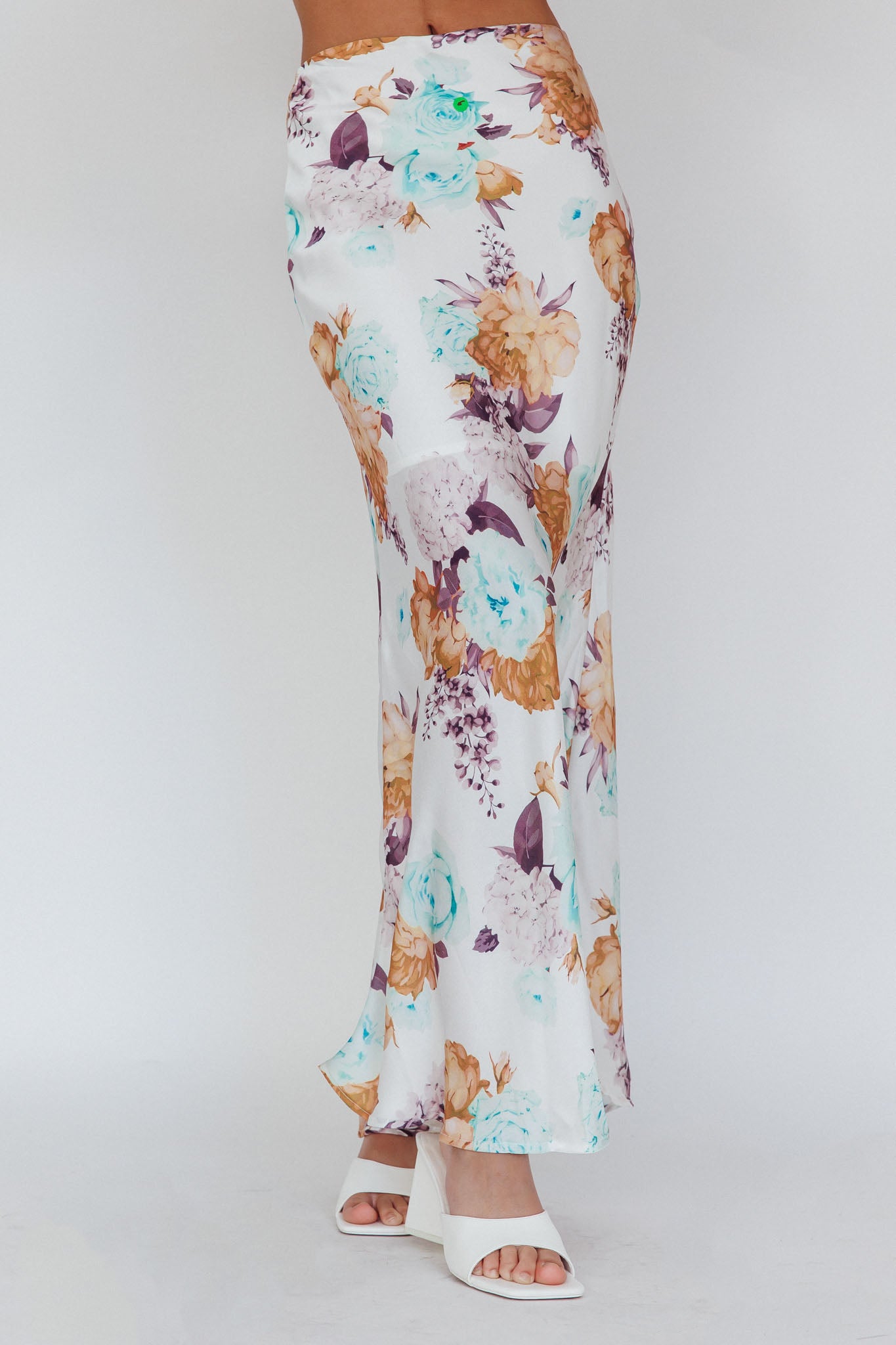 Meet Me In Fiji Maxi Skirt Floral Yellow-Maymioy