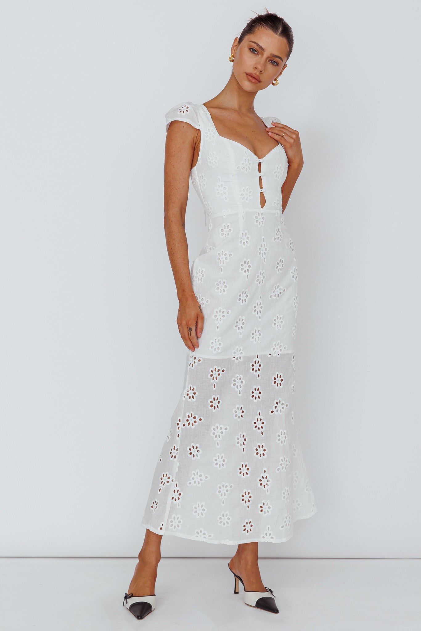 Bohemian Sun Cap Sleeve Eyelet Midi Dress White-Maymioy