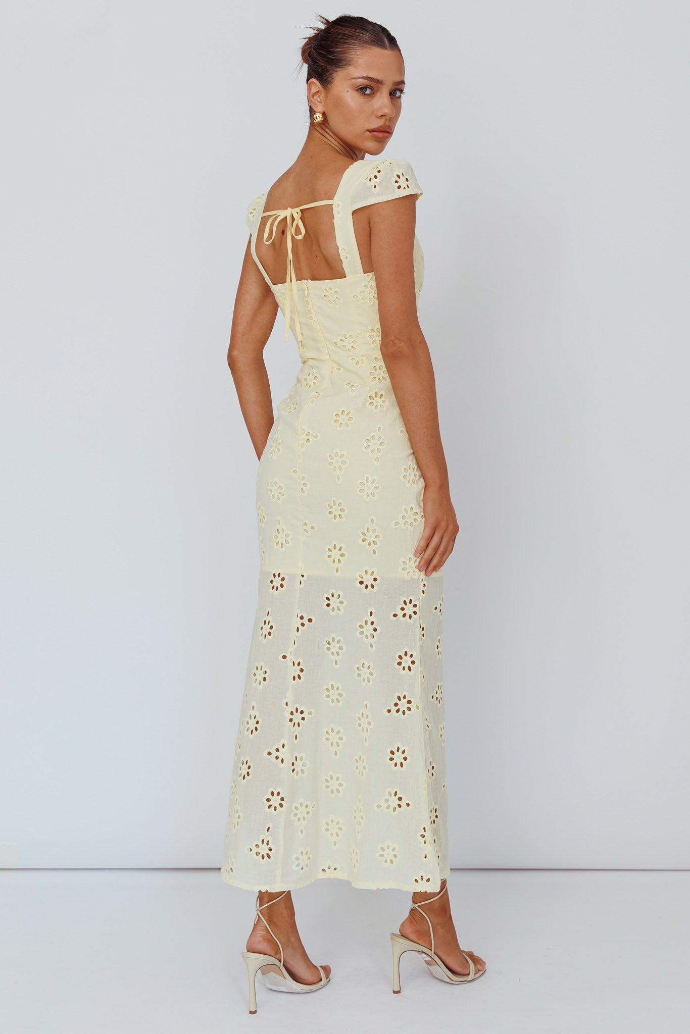 Bohemian Sun Cap Sleeve Eyelet Midi Dress Yellow-Maymioy