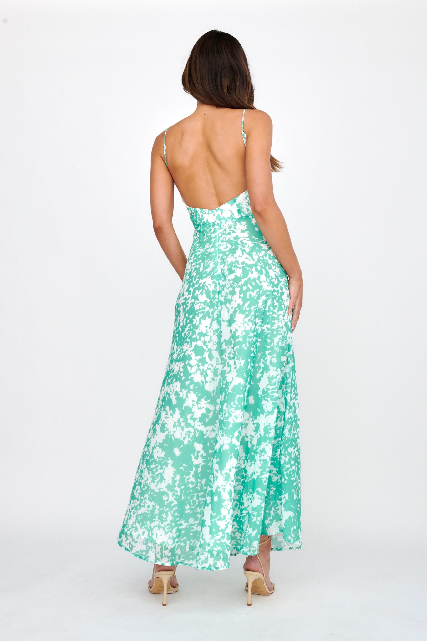 Huda U-Wire Bust Low Back Maxi Dress Green-Maymioy