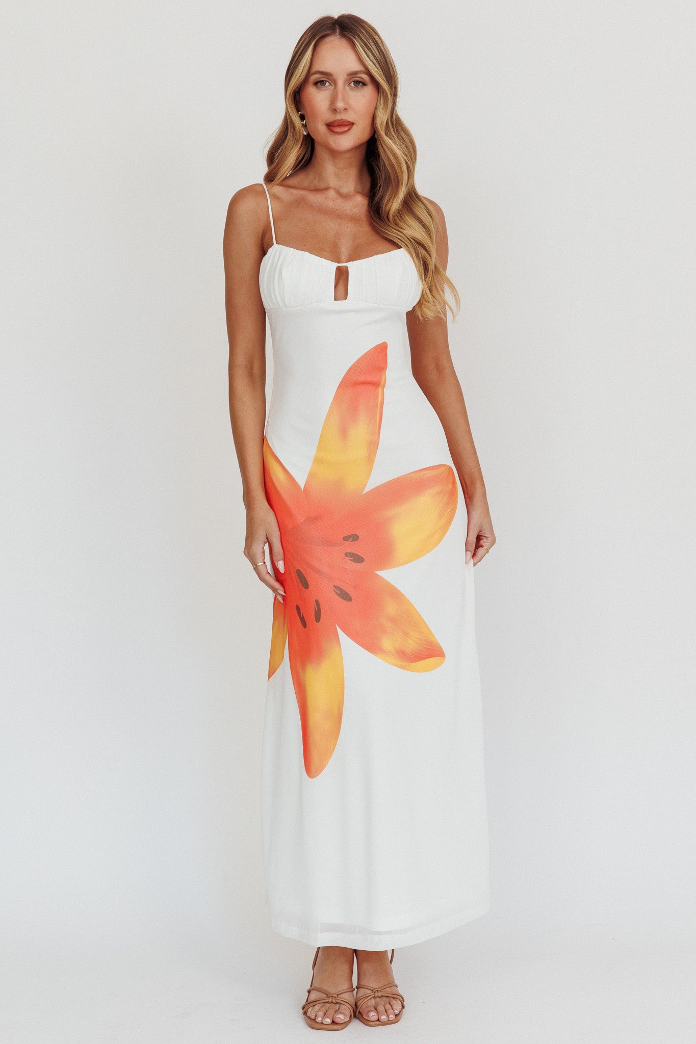 Kailua Floral Print Maxi Dress White-Maymioy