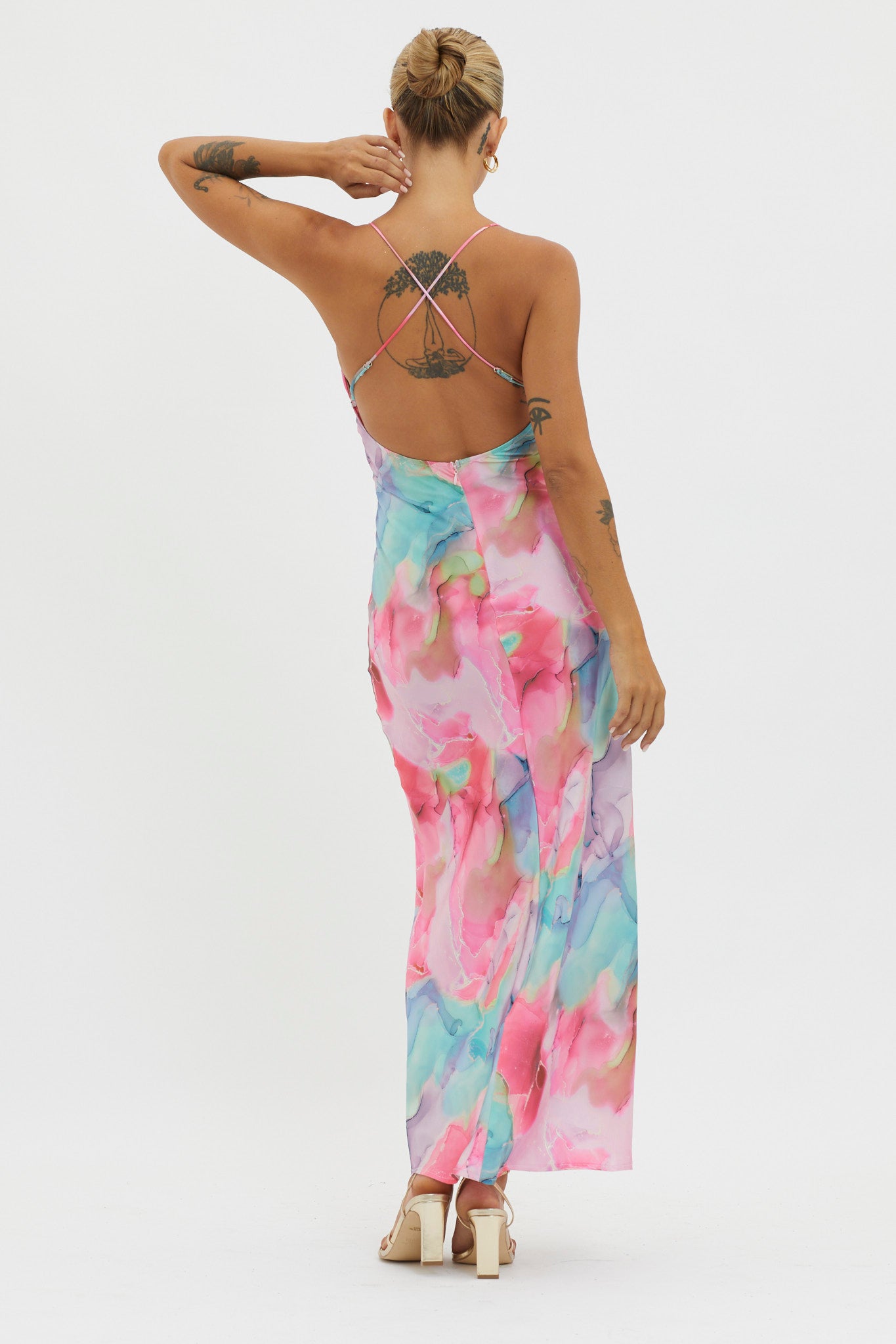 Libby Scoop Back Maxi Dress Abstract Pink-Maymioy