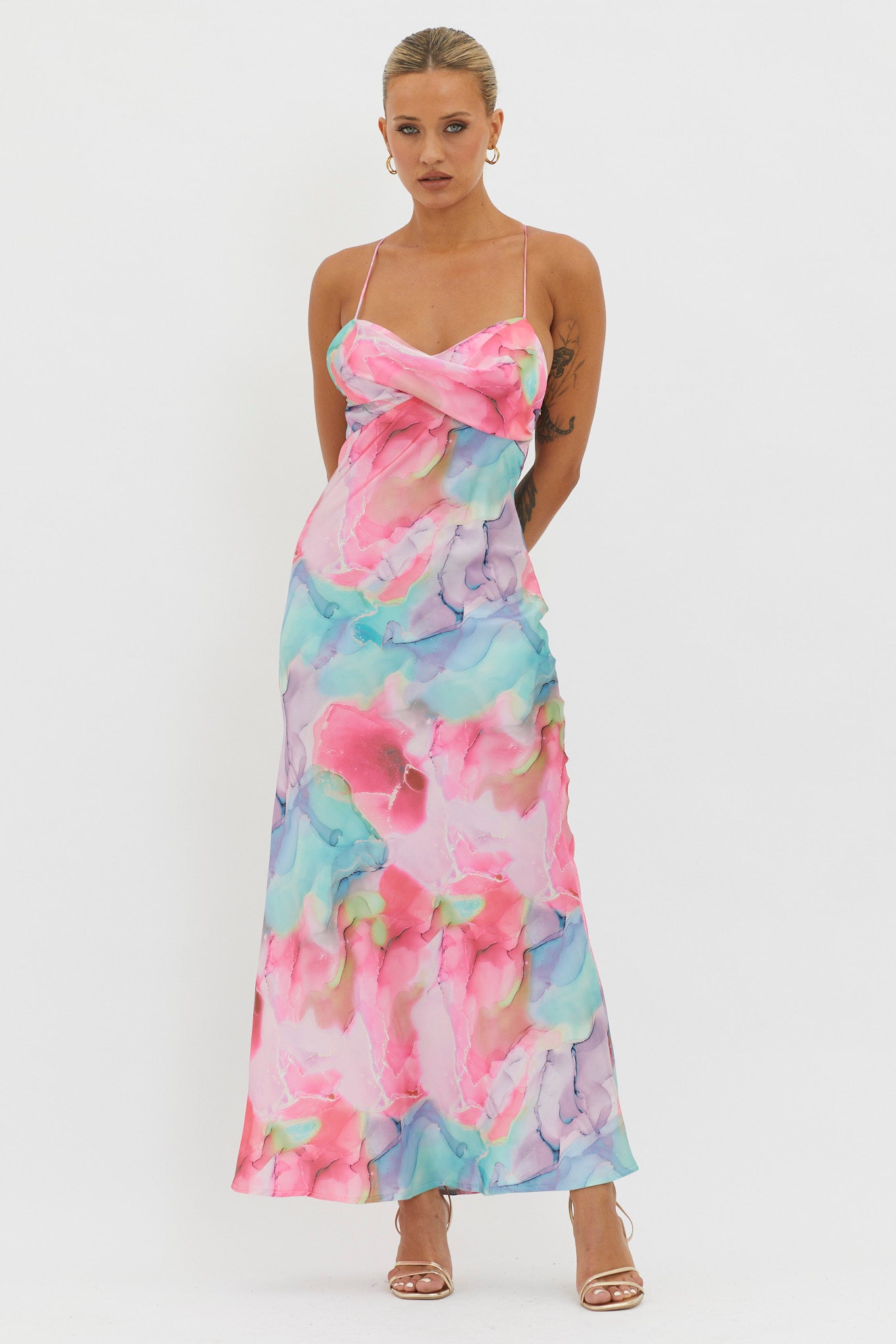 Libby Scoop Back Maxi Dress Abstract Pink-Maymioy