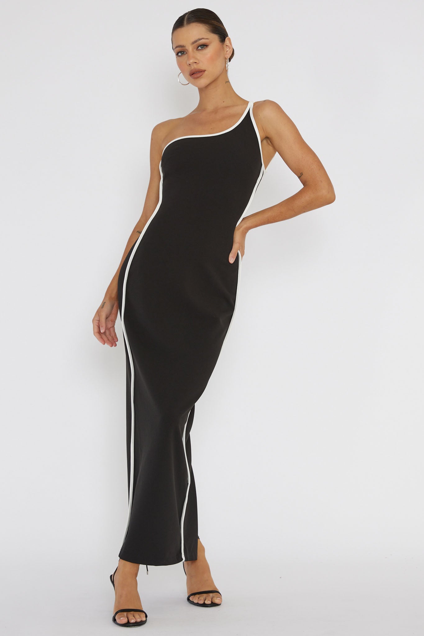 Brandee One-Shoulder Laced Back Dress Black-Maymioy